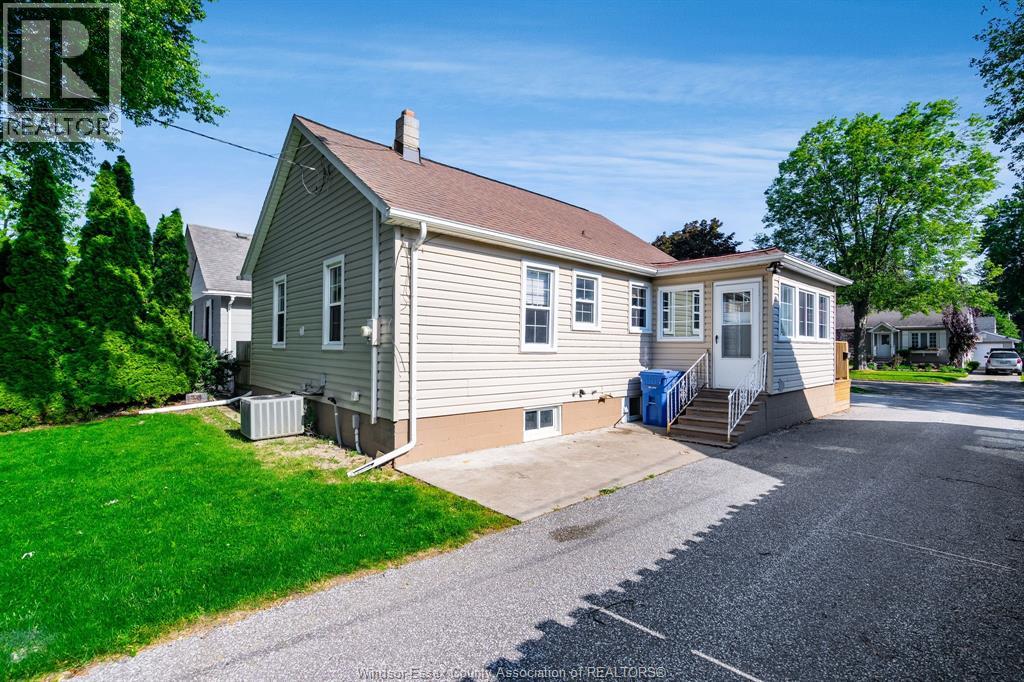 102 Marlborough Street East, Leamington, Ontario N8H 1X3 - Photo 34 - 26013444