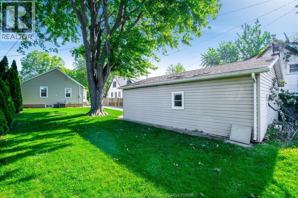 102 Marlborough Street East, Leamington, Ontario N8H 1X3 - Photo 41 - 26013444