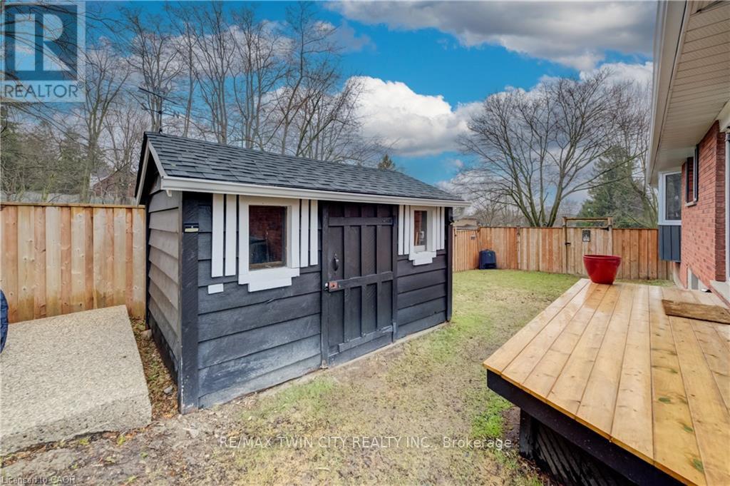 4 Ronald Road, Cambridge, Ontario  N1S 4N1 - Photo 35 - X13228902