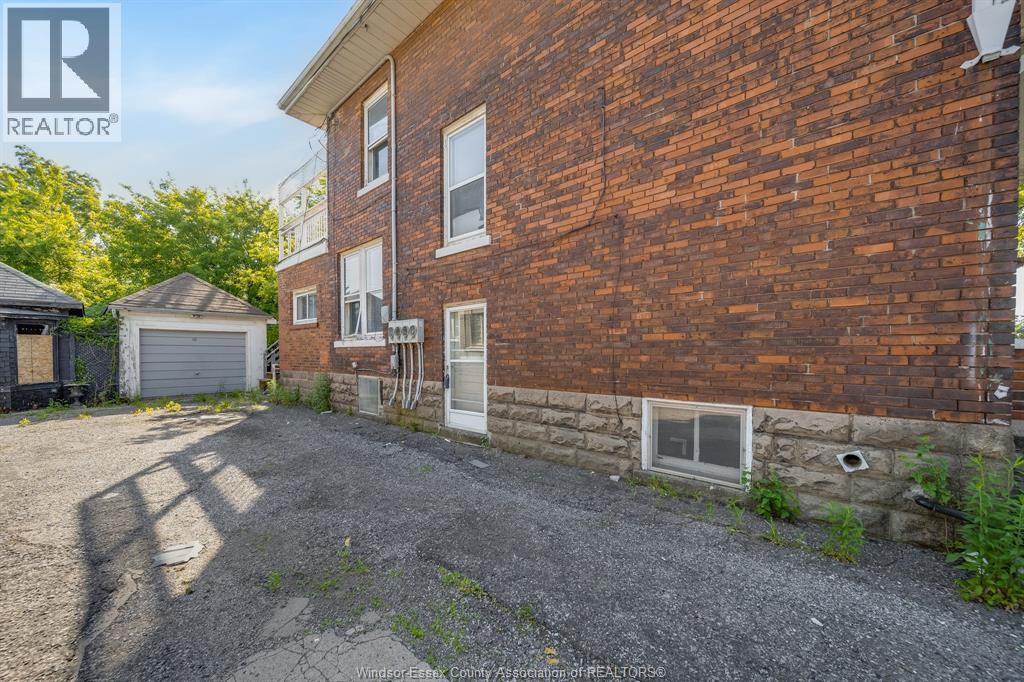 540 Campbell Avenue, Windsor, Ontario N9B 2H4 - Photo 19 - 26013203