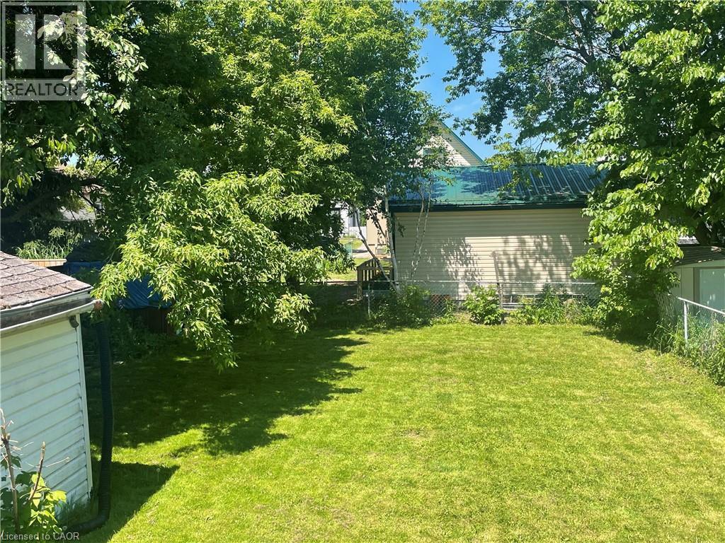 302 East 27th Street, Hamilton, Ontario  L8V 3G6 - Photo 34 - 40814530