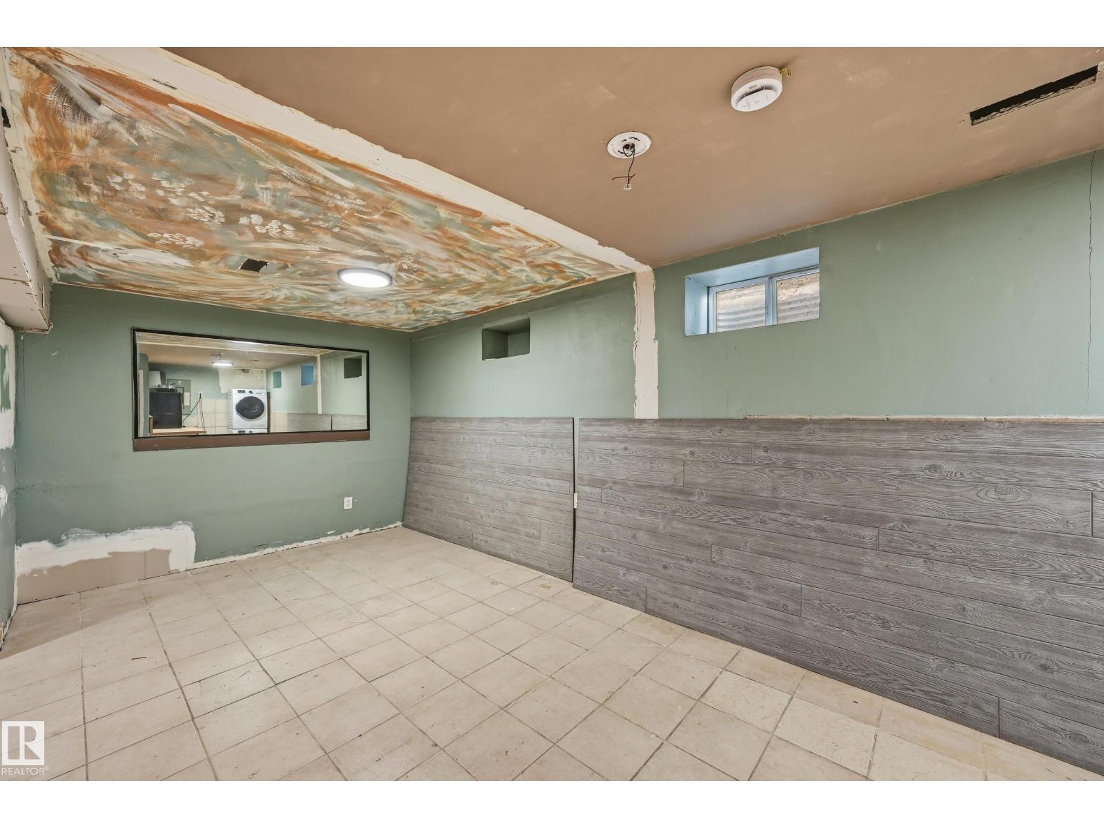 10656 93 St NW, Edmonton, Alberta  T5H 1X9 - Photo 38 - E4490938
