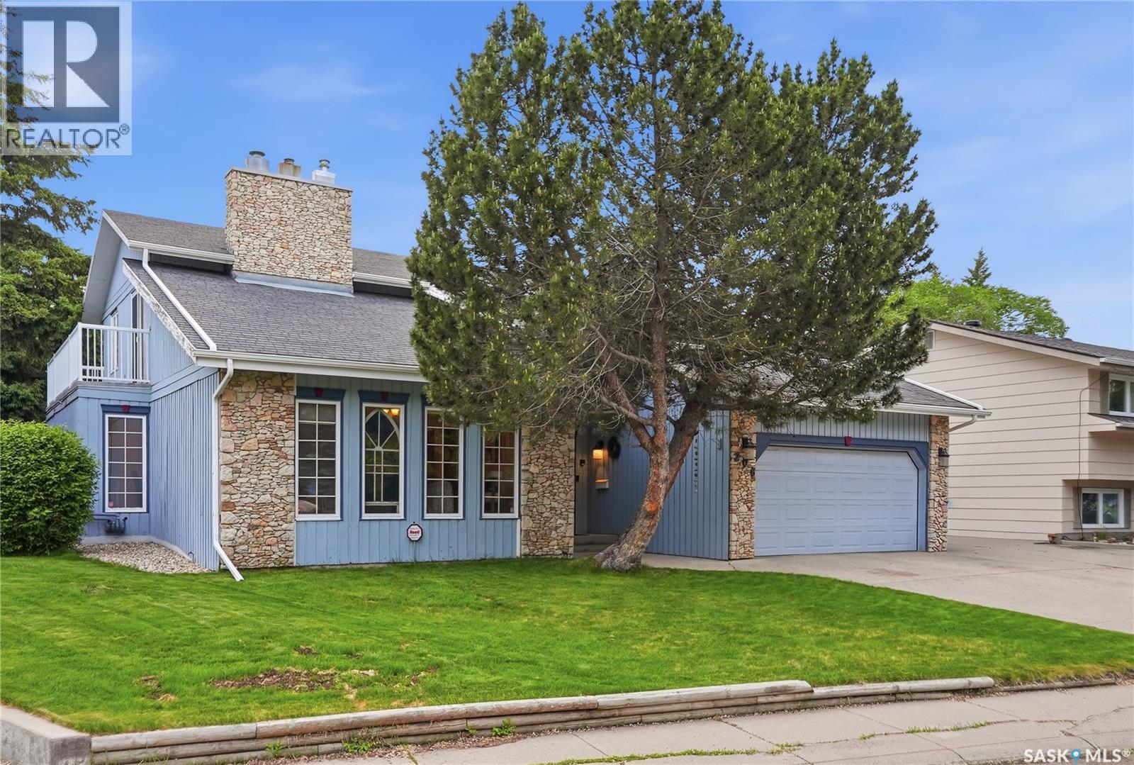 206 Willoughby Crescent, Saskatoon, Saskatchewan  S7H 4W7 - Photo 1 - SK038602