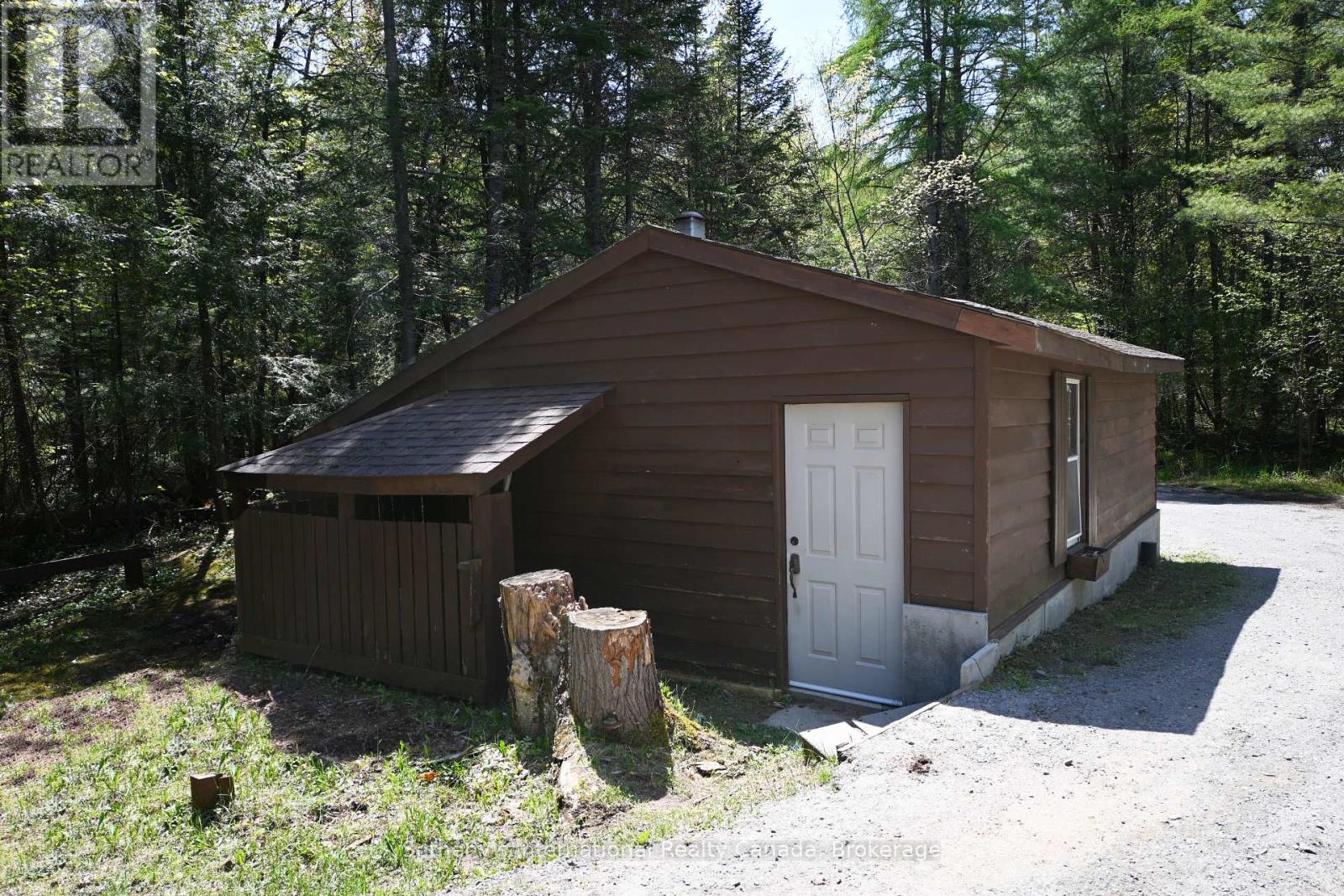 1072 Holiday Park Drive, Bracebridge, Ontario  P1L 1W9 - Photo 31 - X13414046