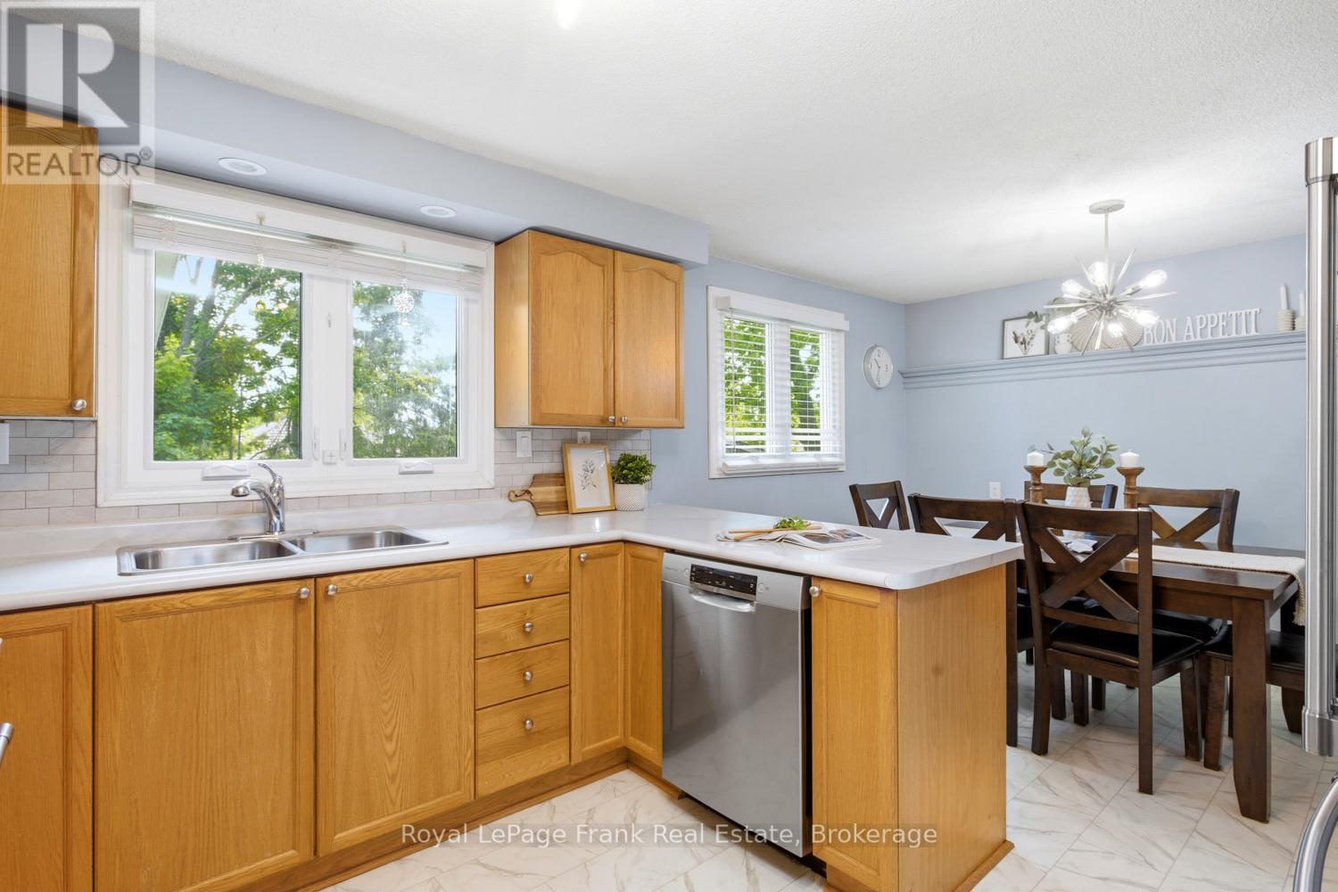93 Reid Street, Kawartha Lakes, Ontario K0M 1A0 - Photo 12 - X13413802