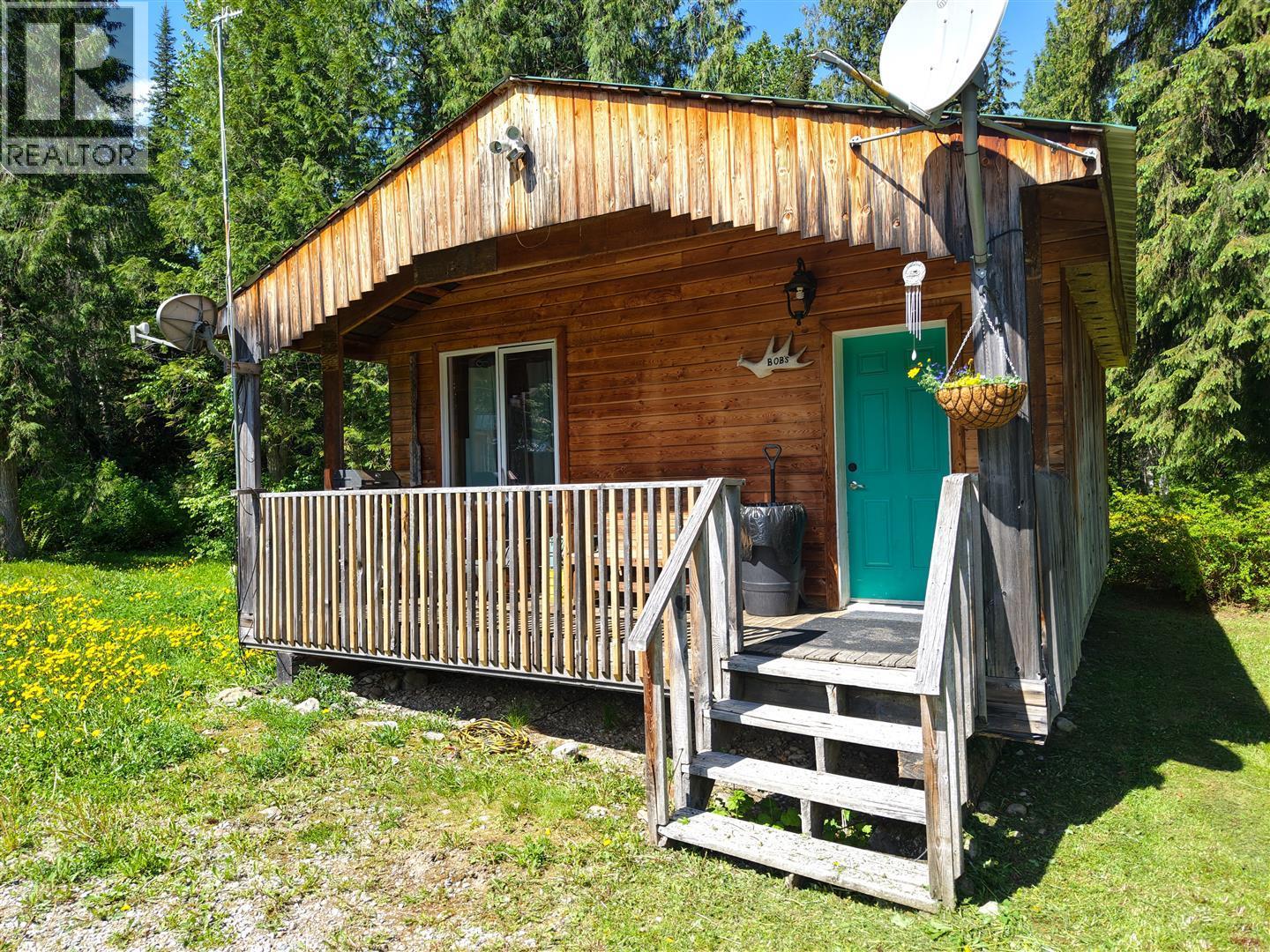 3769 Bone Creek Forest Service Road, Blue River, British Columbia  V0E 1J0 - Photo 16 - 10390617