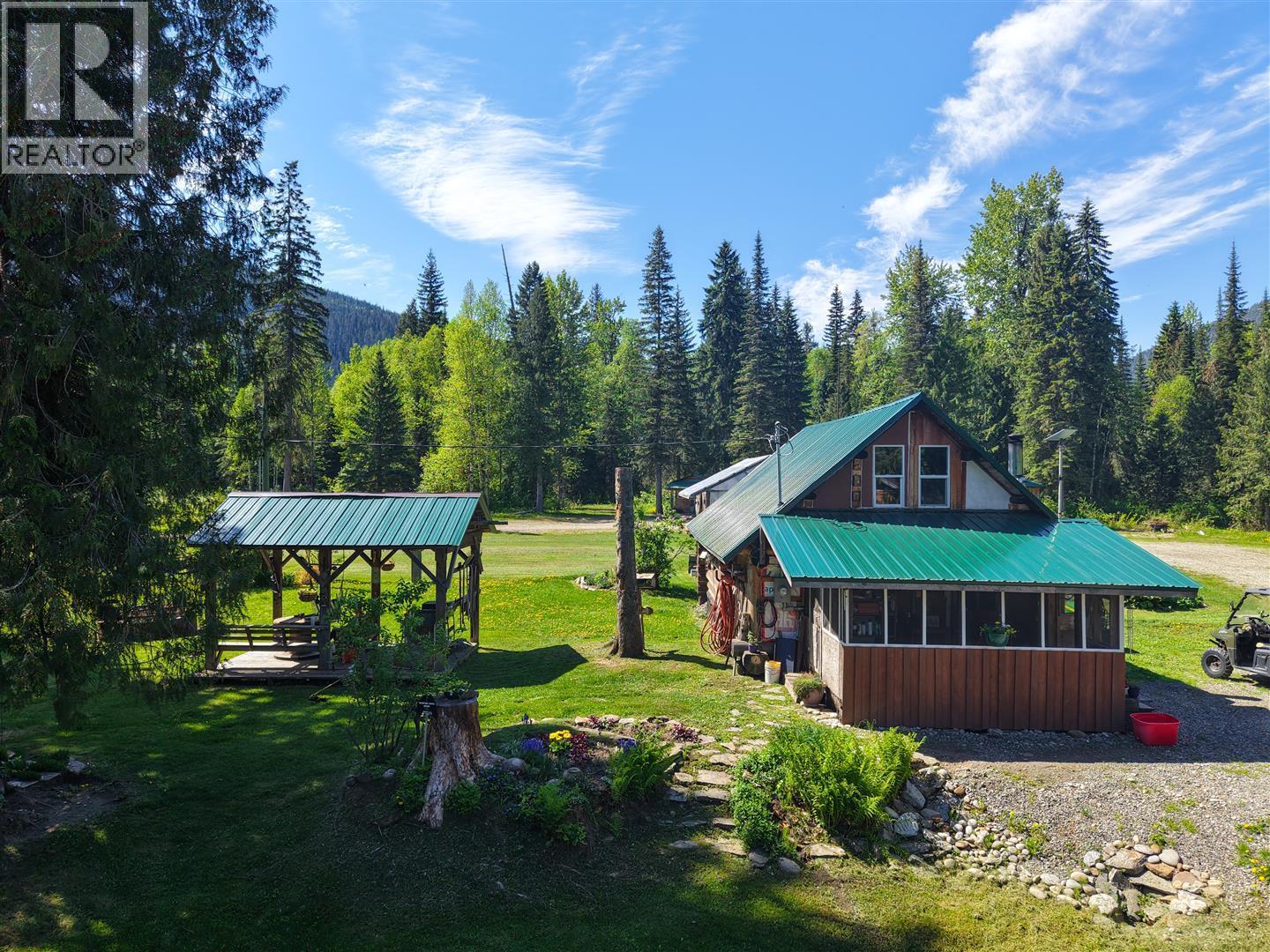 3769 Bone Creek Forest Service Road, Blue River, British Columbia  V0E 1J0 - Photo 2 - 10390617