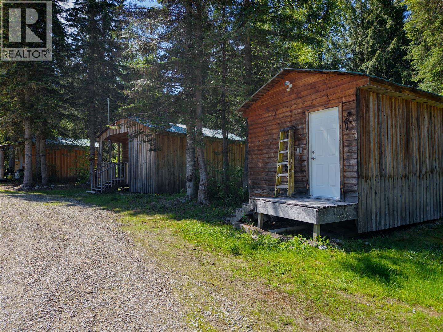 3769 Bone Creek Forest Service Road, Blue River, British Columbia  V0E 1J0 - Photo 28 - 10390617