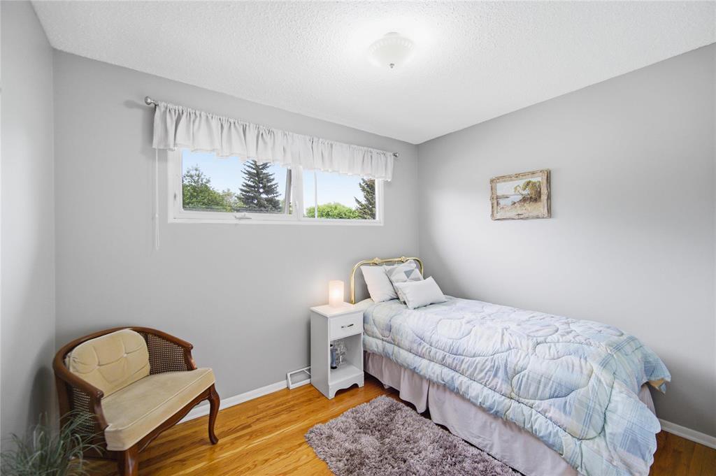 7 Greenwich Bay, Winnipeg, Manitoba R2J 1T5 - Photo 16 - 202612989