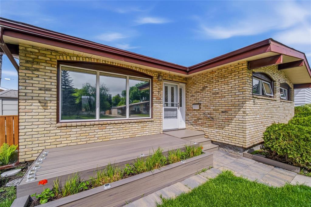 7 Greenwich Bay, Winnipeg, Manitoba R2J 1T5 - Photo 25 - 202612989