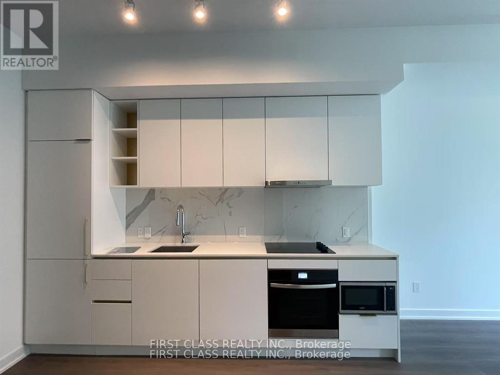 606 - 8 Wellesley Street W, Toronto, Ontario  M4Y 0J5 - Photo 2 - C13414502