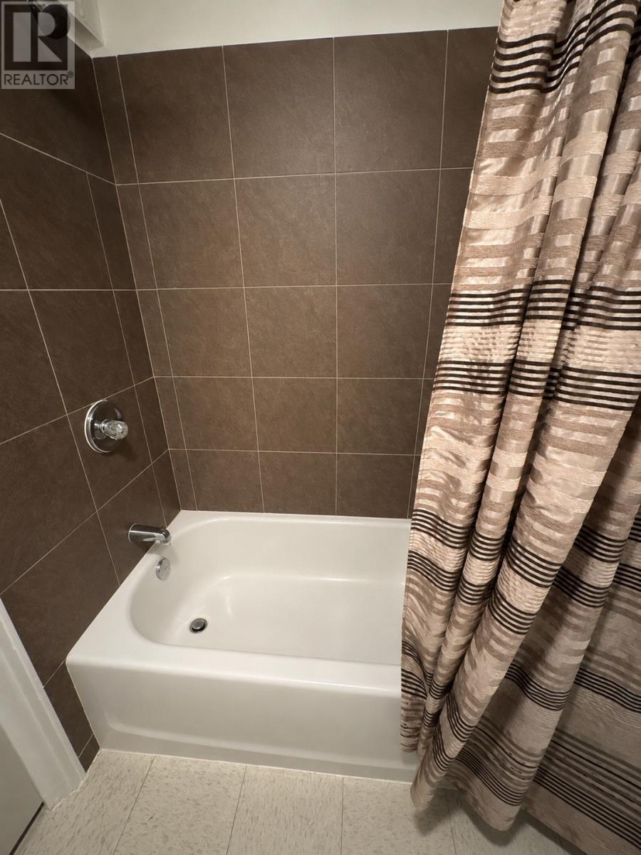 Photo 34