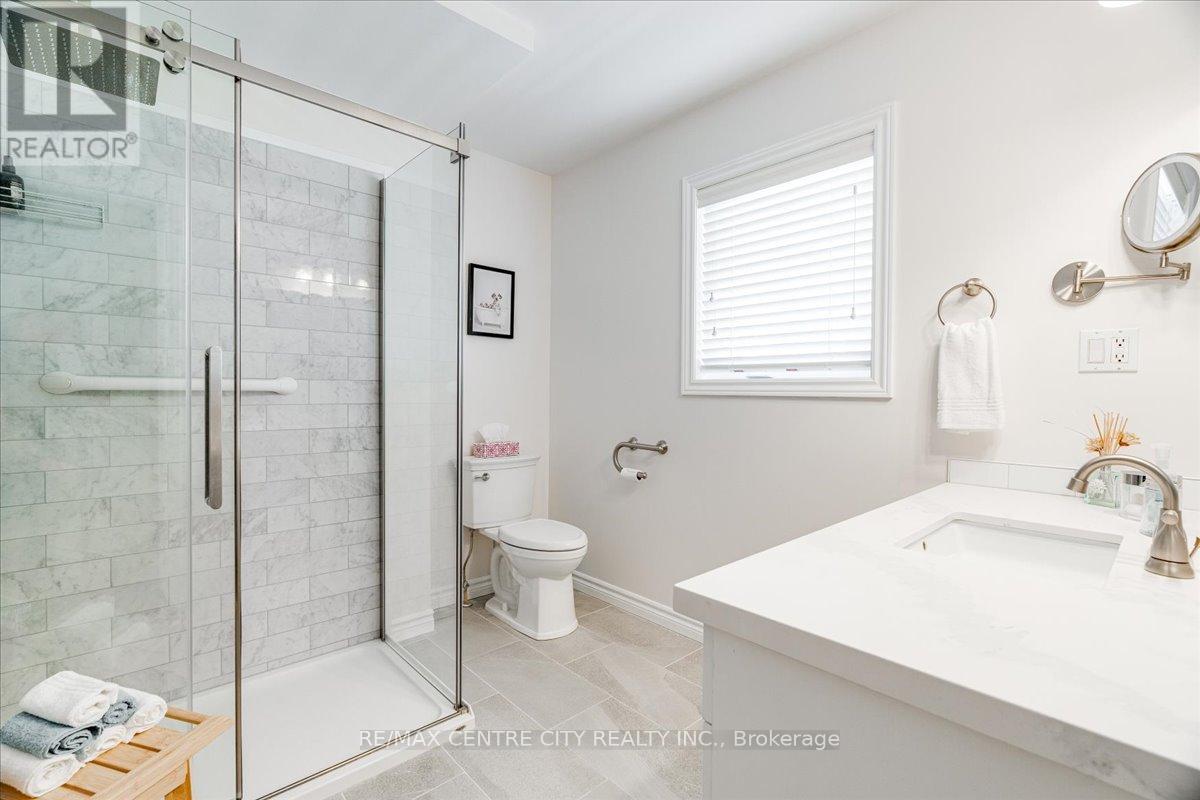 2 Cherry Blossom Lane, St. Thomas, Ontario  N5R 1L2 - Photo 23 - X13414748