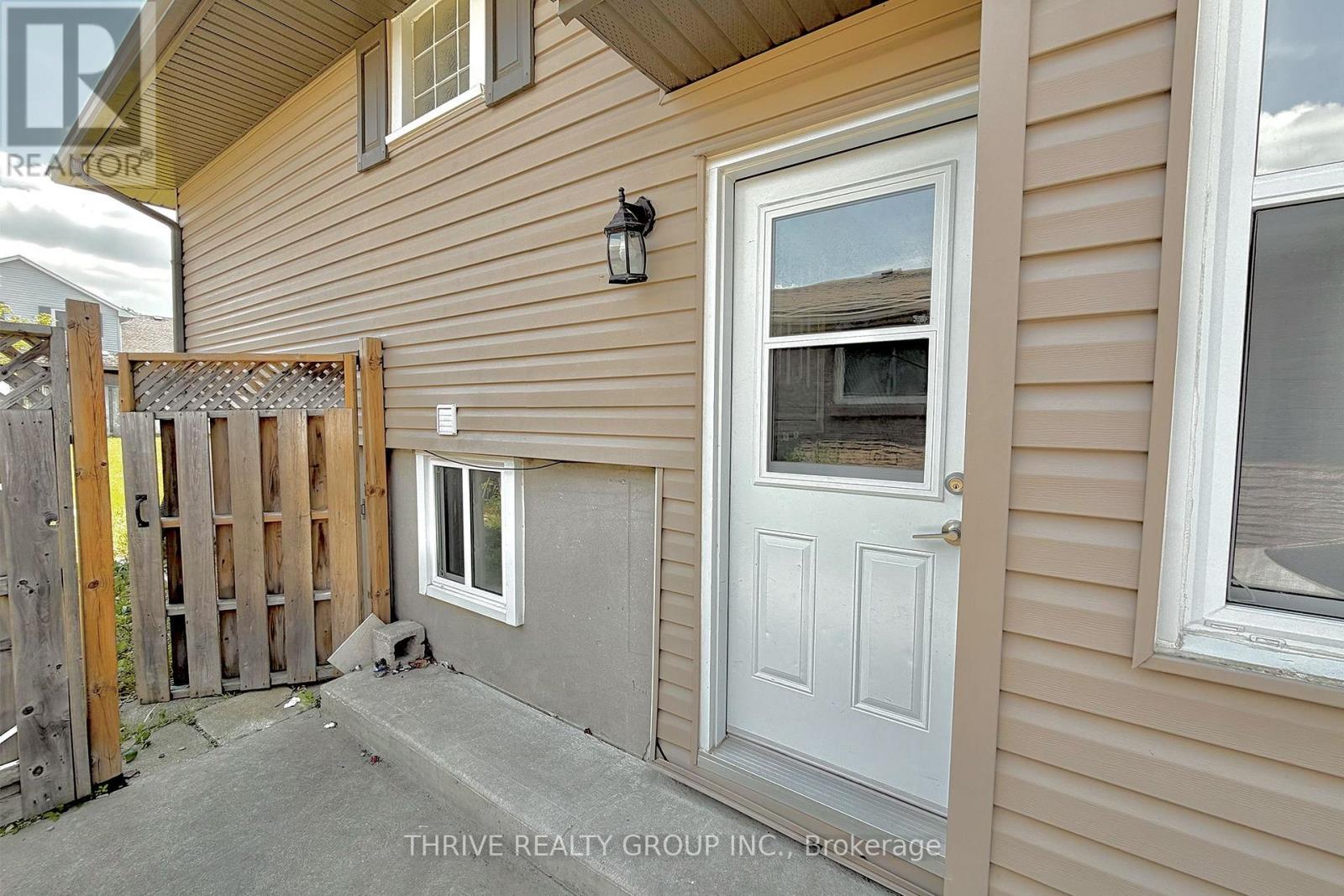 Lower - 727 Millbank Drive, London South, Ontario  N6E 1Y7 - Photo 3 - X13414902