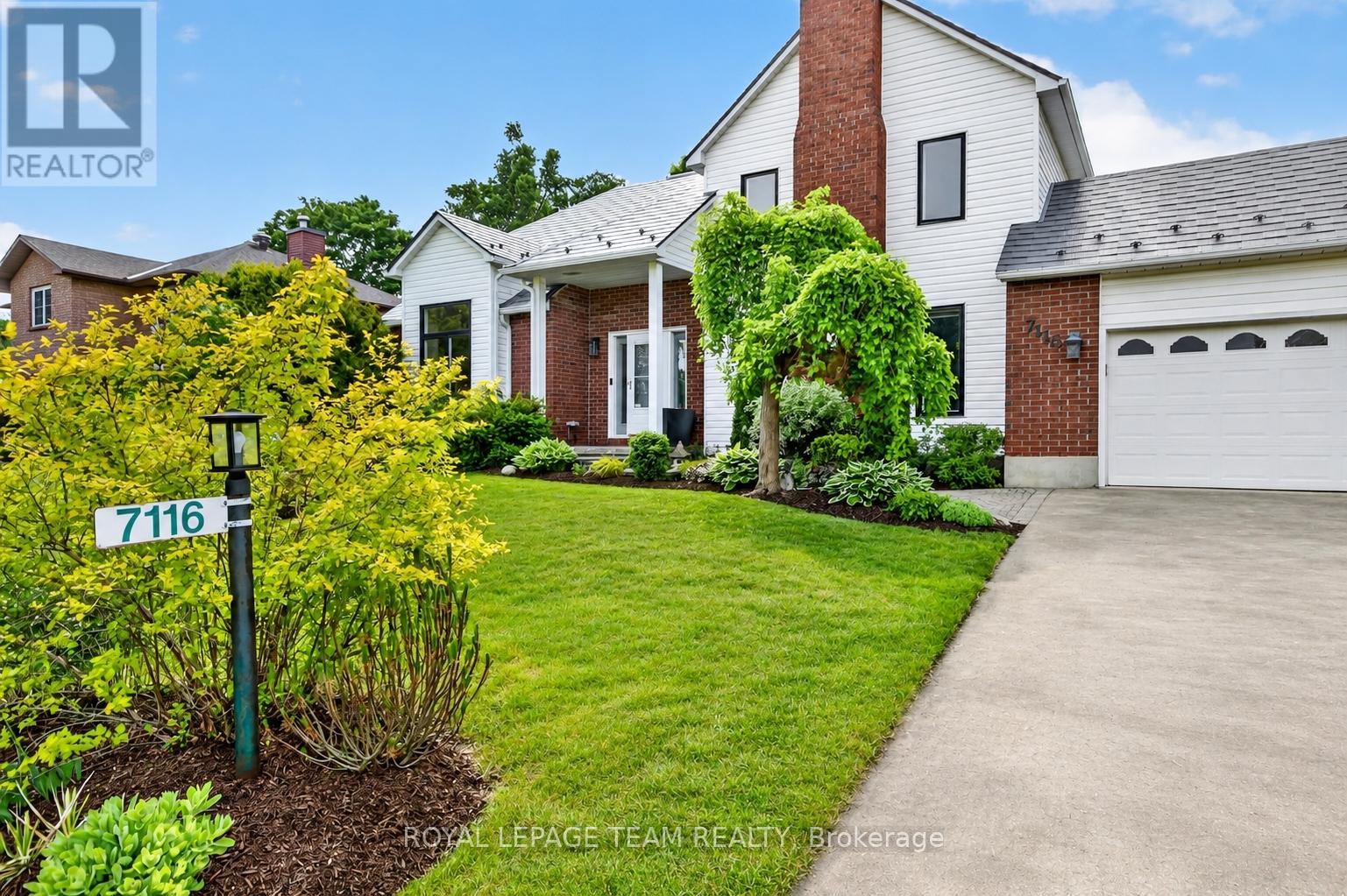 7116 Quinnfield Way, Ottawa, Ontario  K4P 1B6 - Photo 2 - X13414652