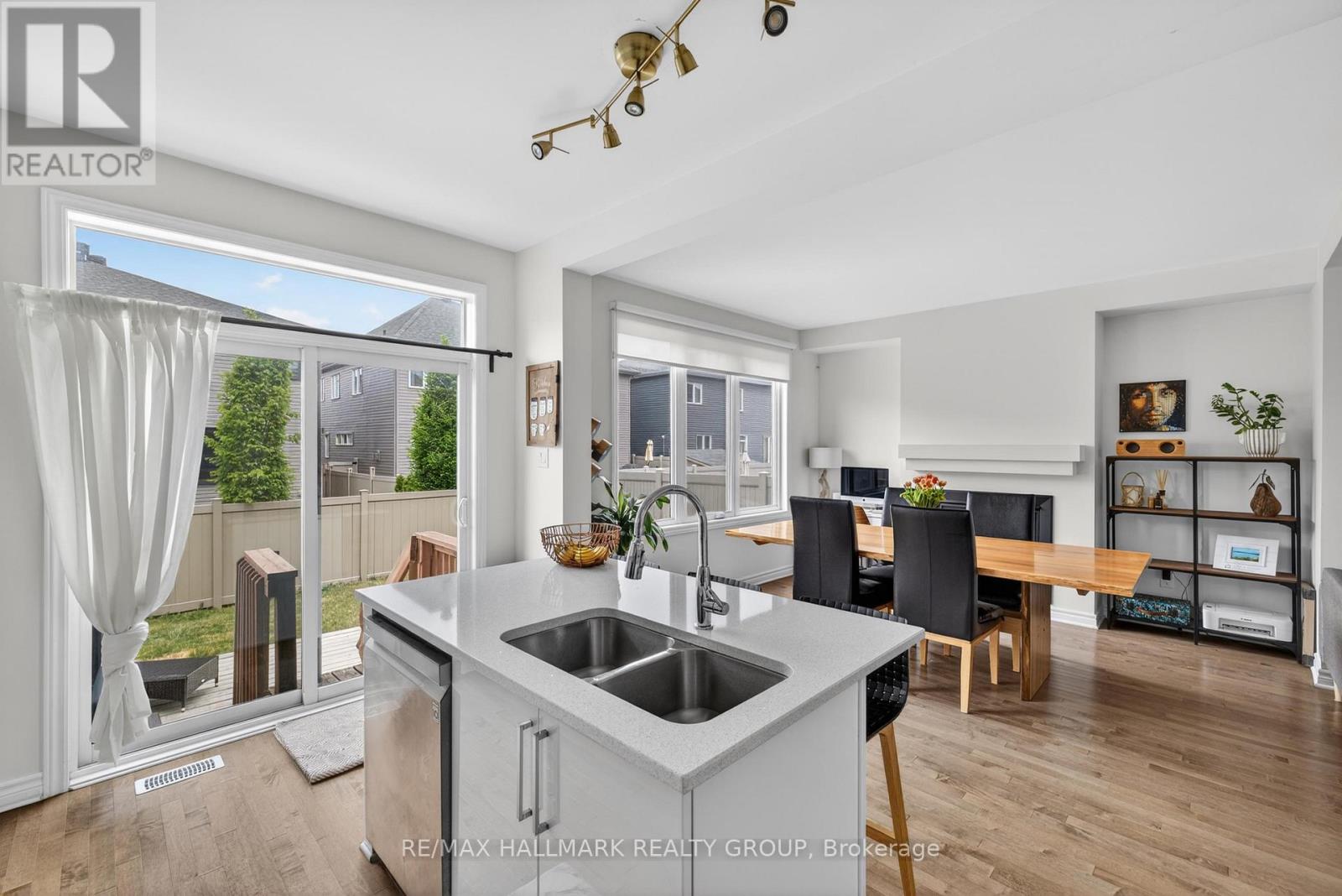 709 Samantha Eastop Avenue, Ottawa, Ontario  K2S 2A9 - Photo 11 - X13414754