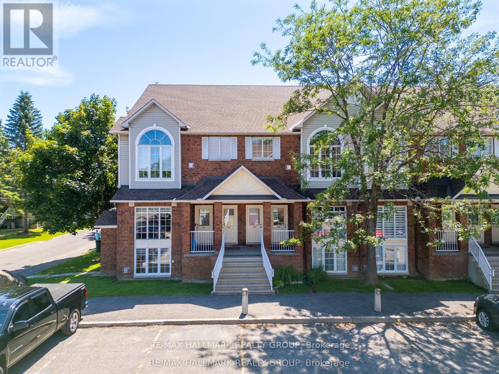 82 Briston Private, Ottawa, Ontario K1G 5P6 - Photo 2 - X13414938