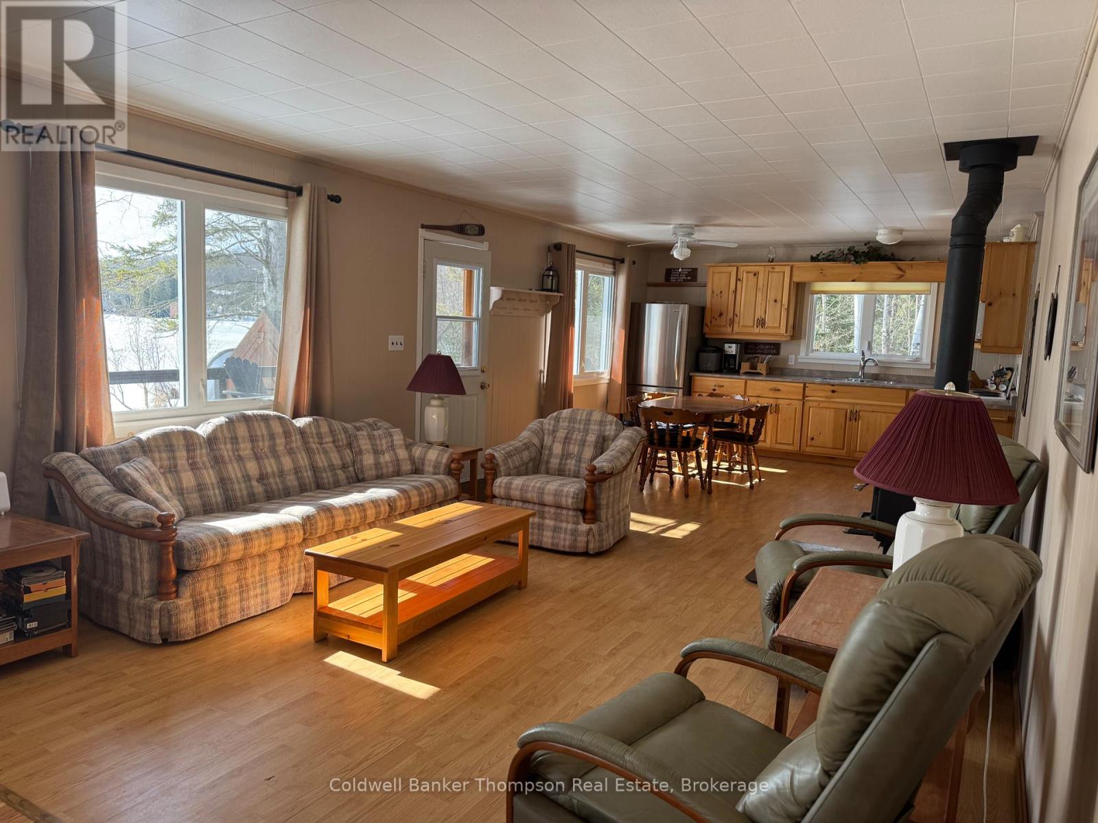 3105 Highway 520 Highway, Magnetawan, Ontario  P0A 1P0 - Photo 11 - X12848378