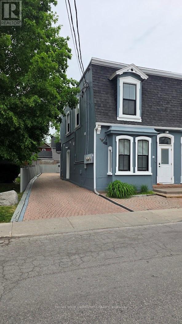 10 CENTRE STREET, Markham, Ontario
