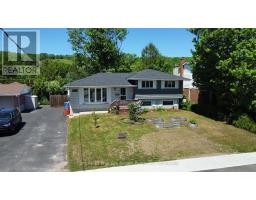 648 NORMAN AVENUE, North Bay, Ontario