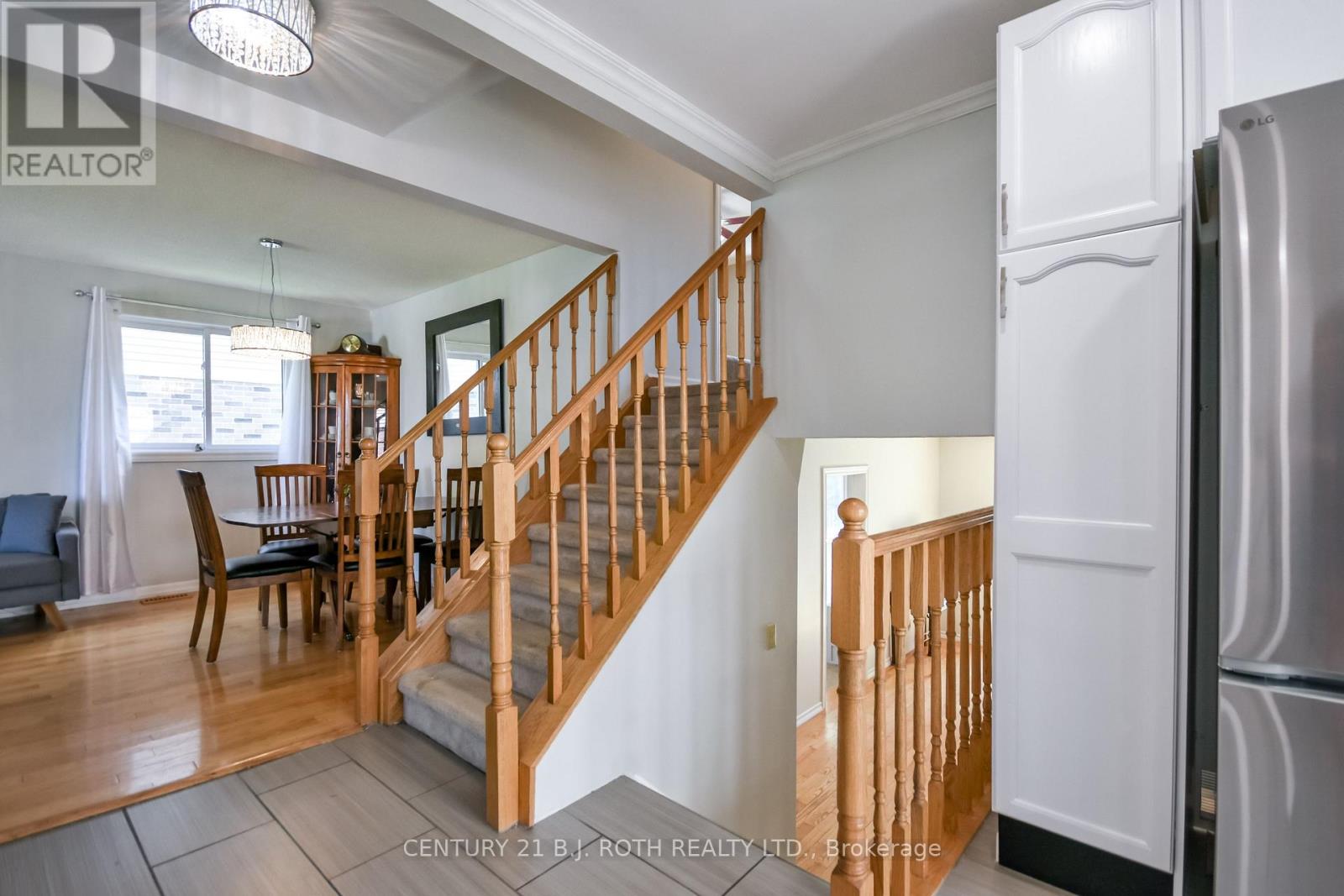 24 Pae Drive, Barrie, Ontario  L4N 7N7 - Photo 10 - S13414436