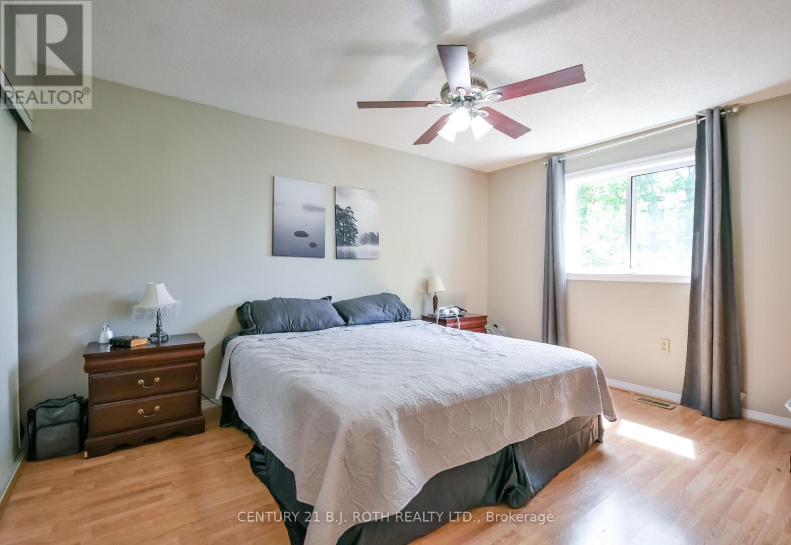 24 Pae Drive, Barrie, Ontario  L4N 7N7 - Photo 17 - S13414436