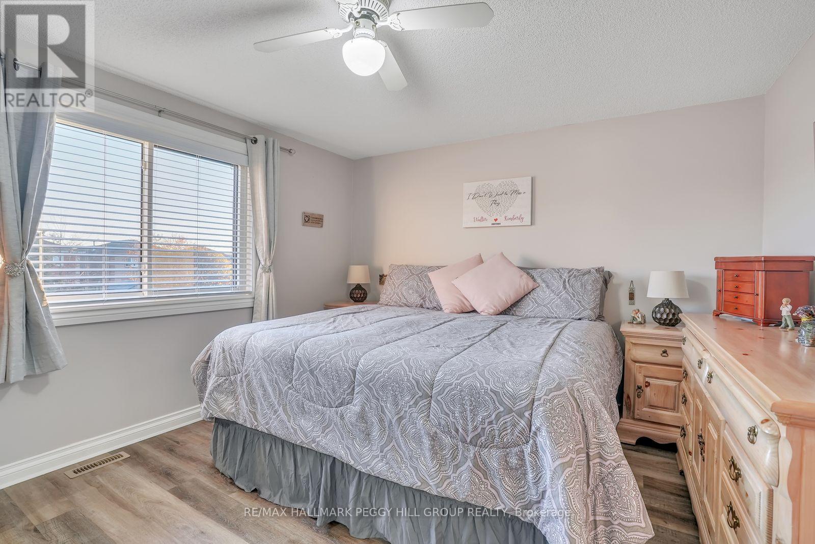 25 Bibby Court, Barrie (Holly), Ontario  L4N 8T4 - Photo 11 - S13414488