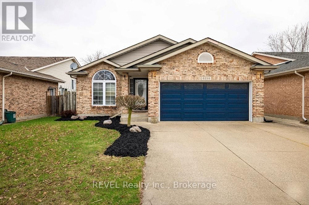 8205 Harvest Crescent, Niagara Falls, Ontario  L2H 3G4 - Photo 2 - X13414614