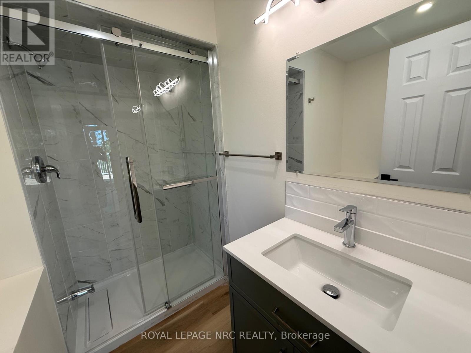 10 Dundas Crescent, St. Catharines, Ontario  L2T 1T3 - Photo 11 - X13414642