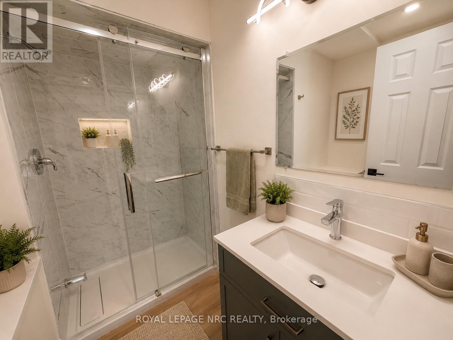 10 (Main Floor) Dundas Crescent, St. Catharines, Ontario  L2T 1T3 - Photo 17 - X13414662
