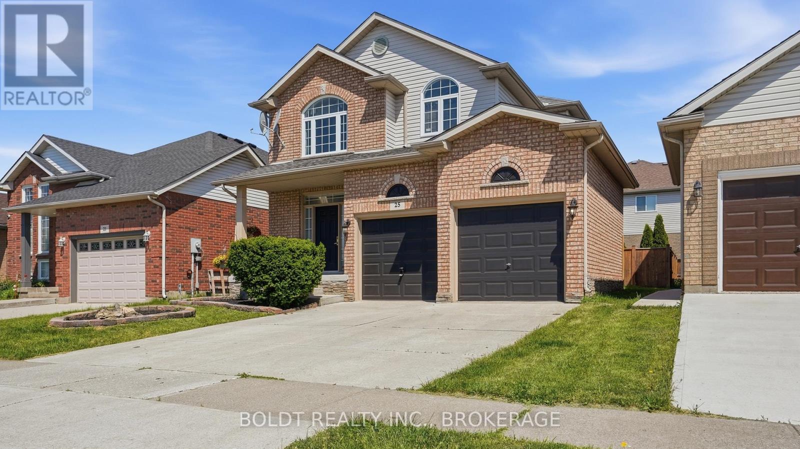 25 Summers Drive, Thorold, Ontario  L2V 5C4 - Photo 2 - X13414962