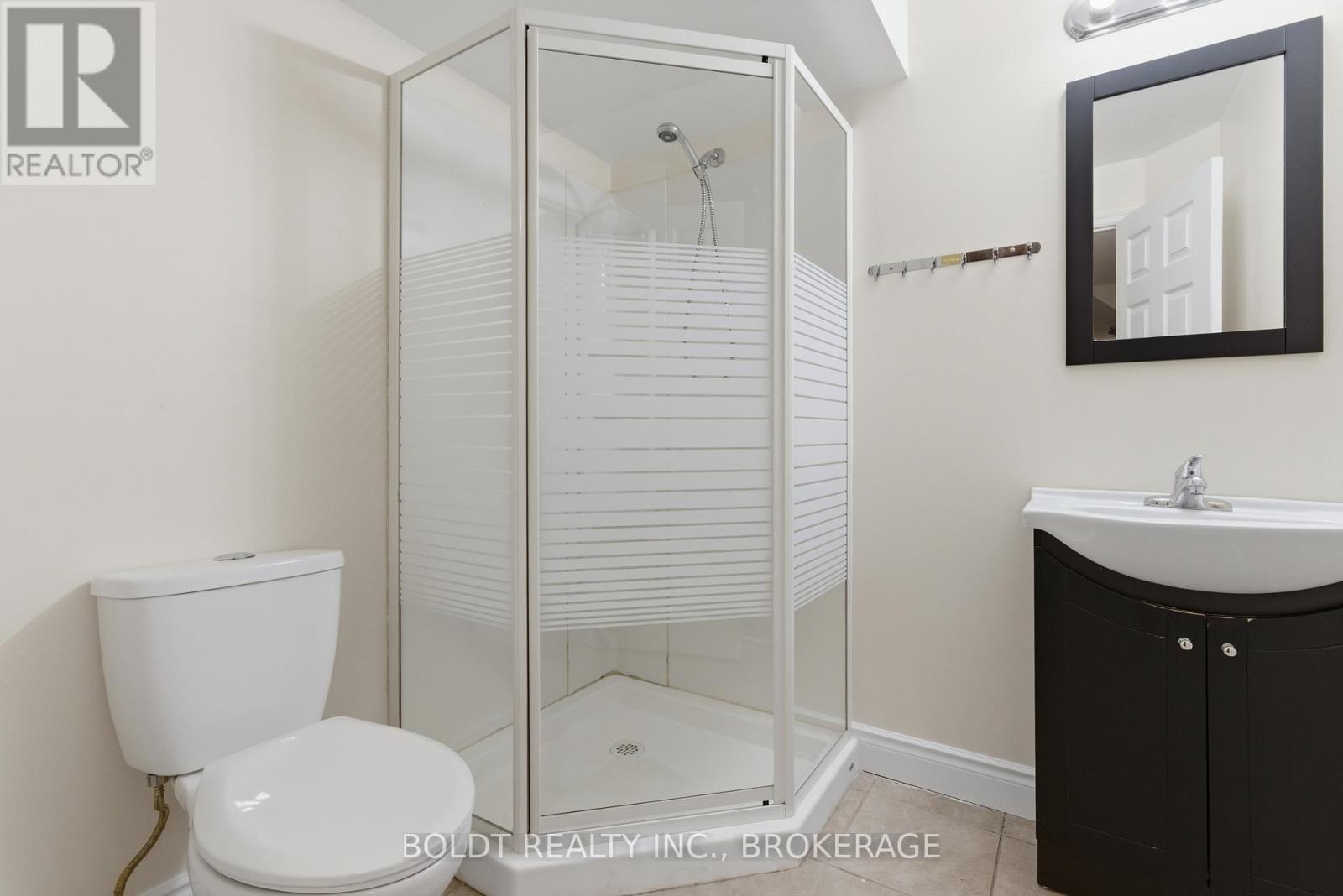 25 Summers Drive, Thorold, Ontario  L2V 5C4 - Photo 36 - X13414962