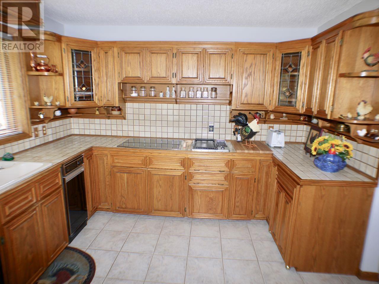 259 Memorial Ave, Dryden, Ontario  P8N 2M9 - Photo 5 - TB2601398