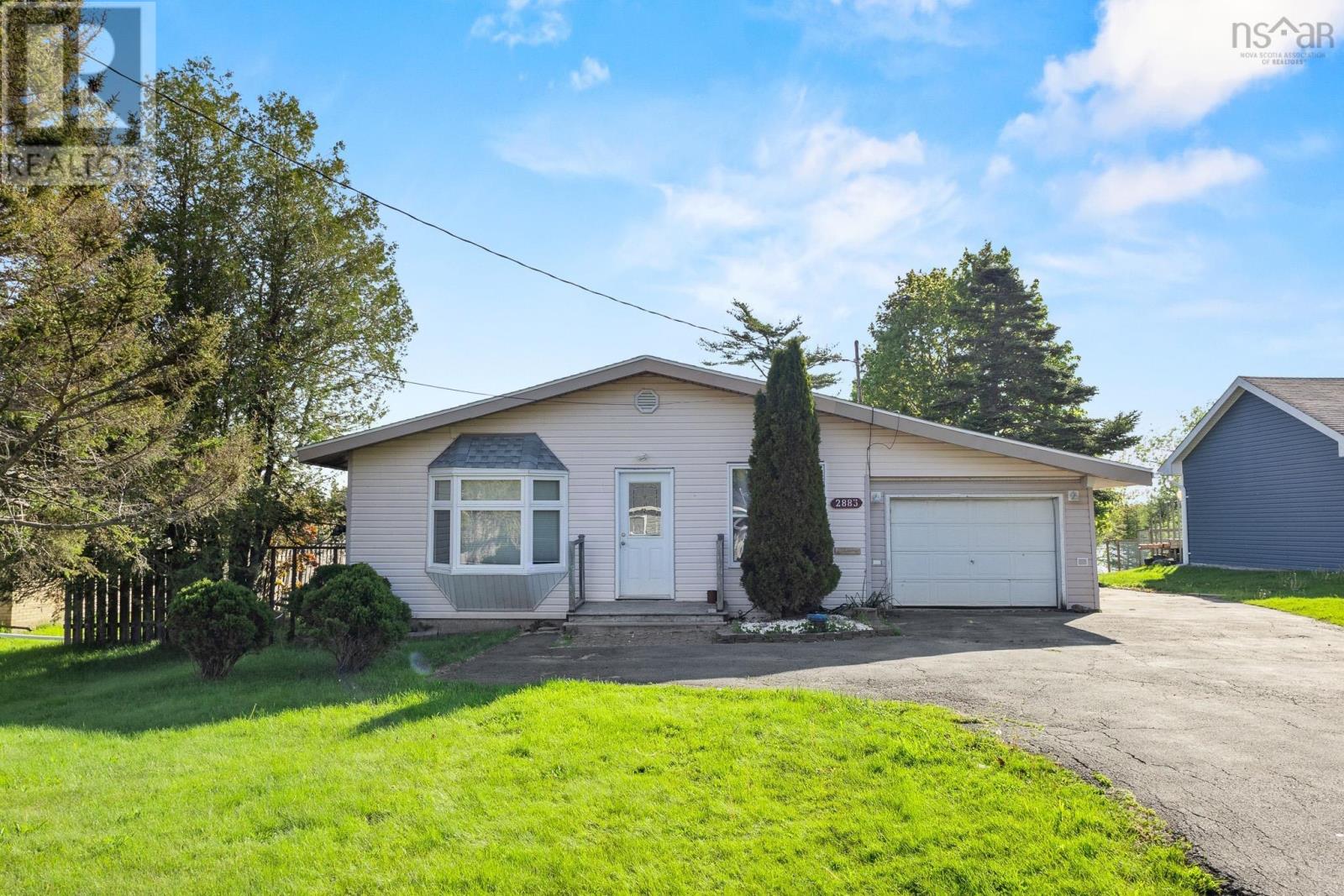 2883 Sackville Drive, Upper Sackville, Nova Scotia  B4E 3C4 - Photo 1 - 202613615