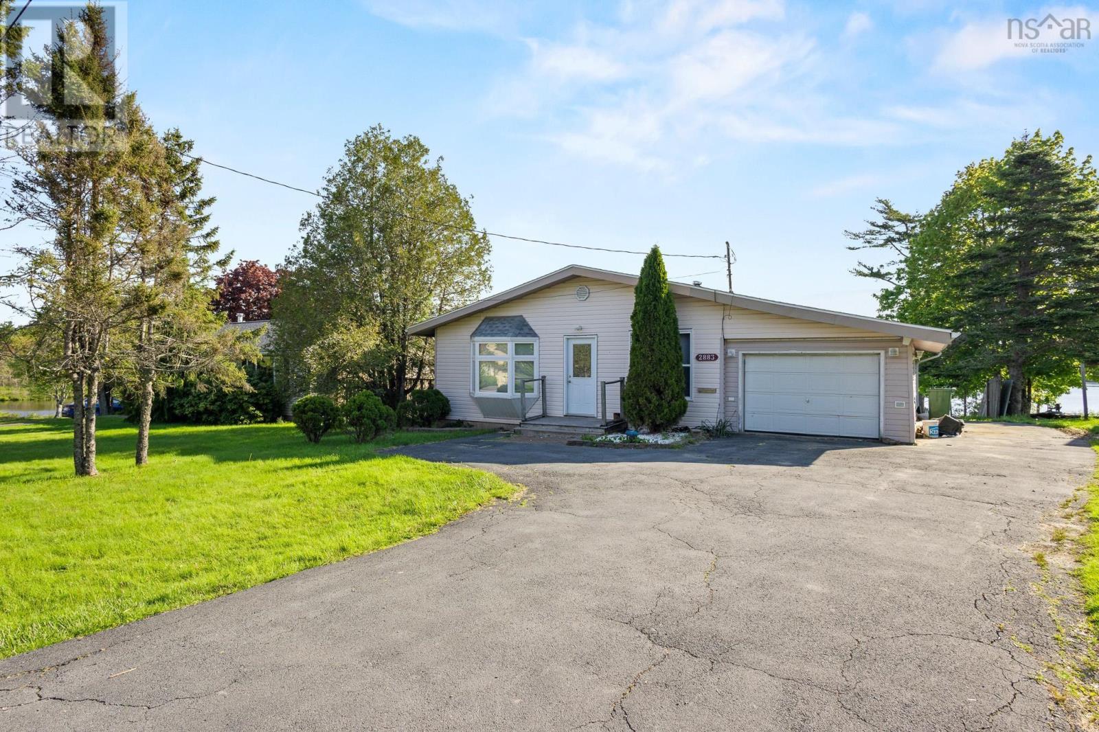 2883 Sackville Drive, Upper Sackville, Nova Scotia  B4E 3C4 - Photo 3 - 202613615