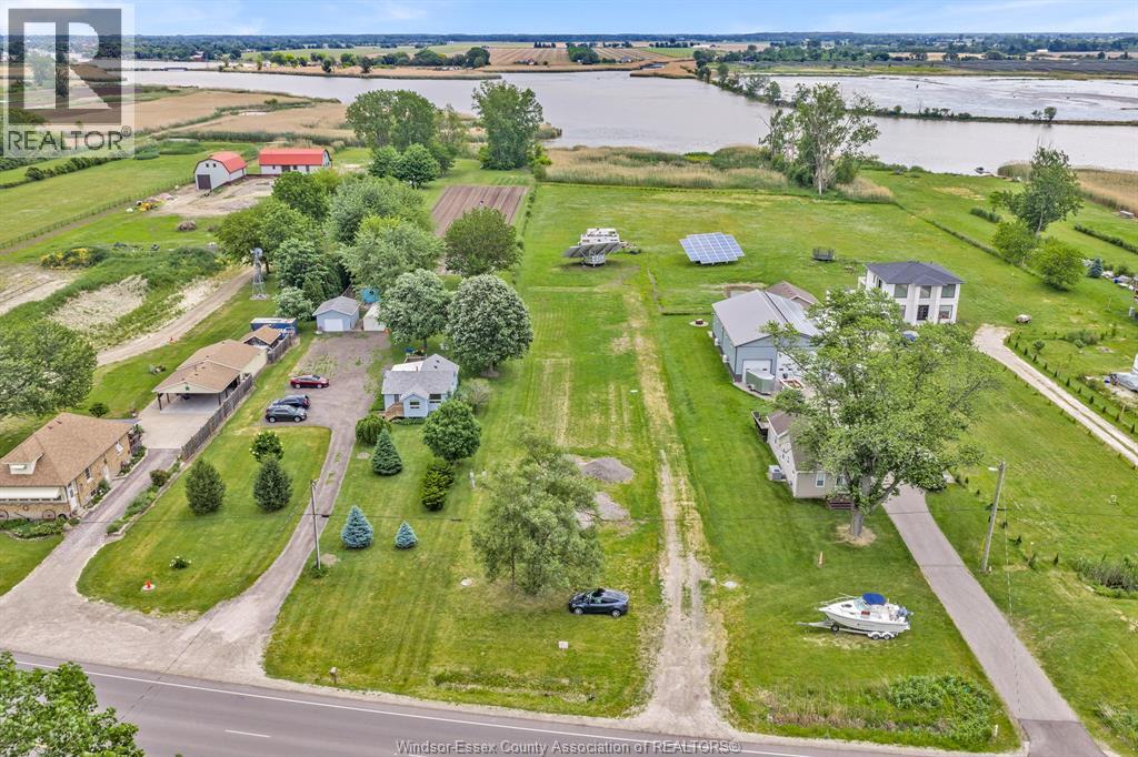 1987 Front Road North, Amherstburg, Ontario  N9V 3R3 - Photo 1 - 26012220