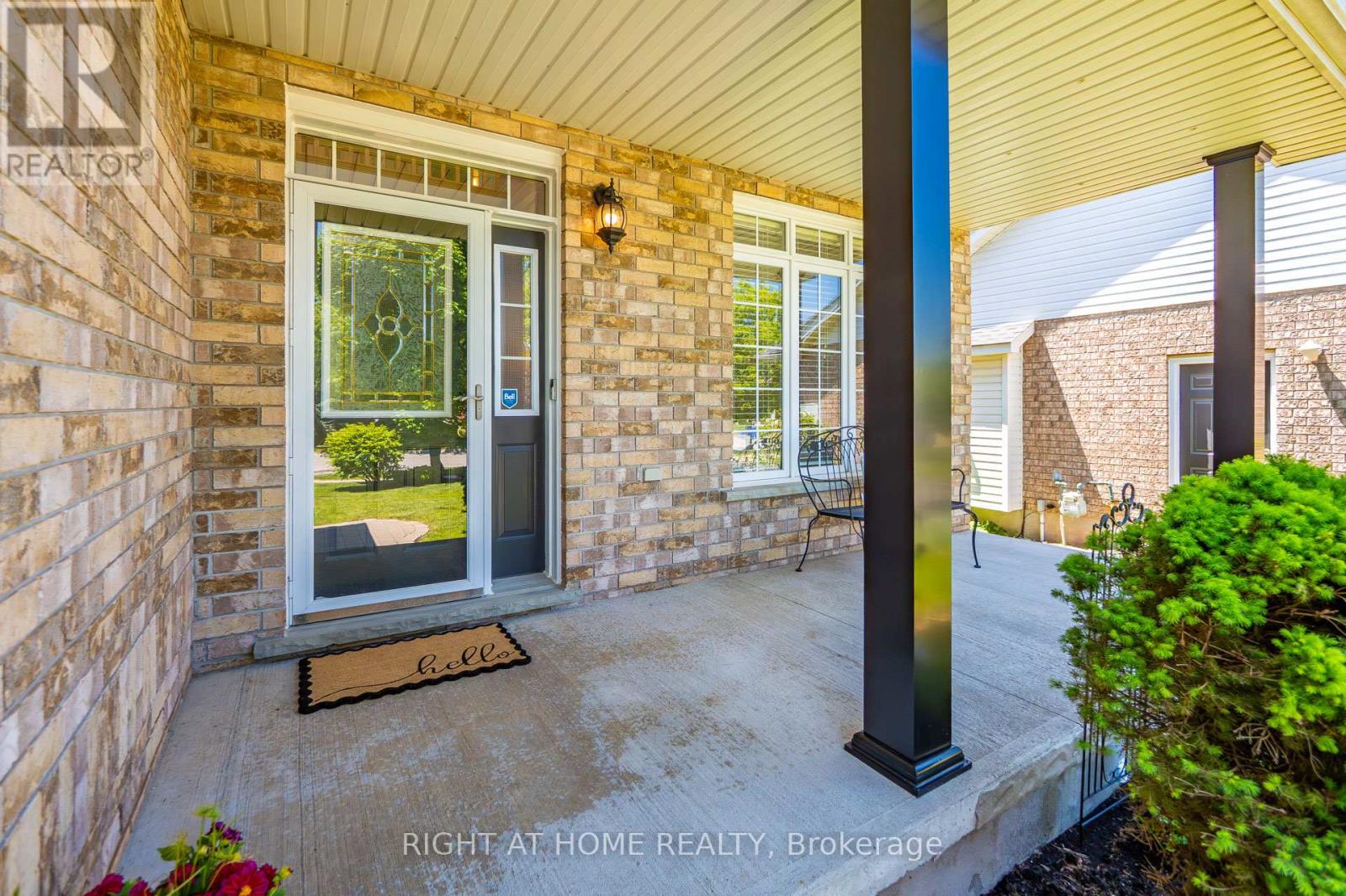 72 Beardmore Crescent, Halton Hills, Ontario  L7J 2Z1 - Photo 3 - W13414456