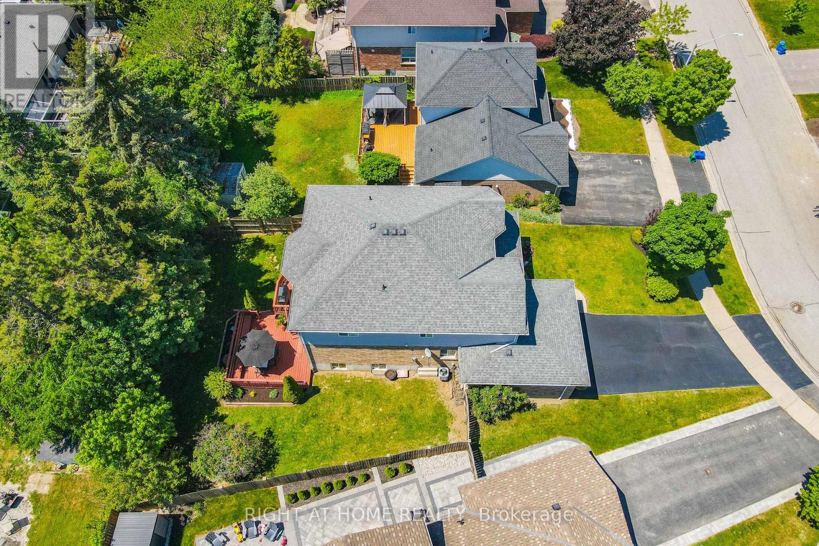 72 Beardmore Crescent, Halton Hills, Ontario  L7J 2Z1 - Photo 47 - W13414456