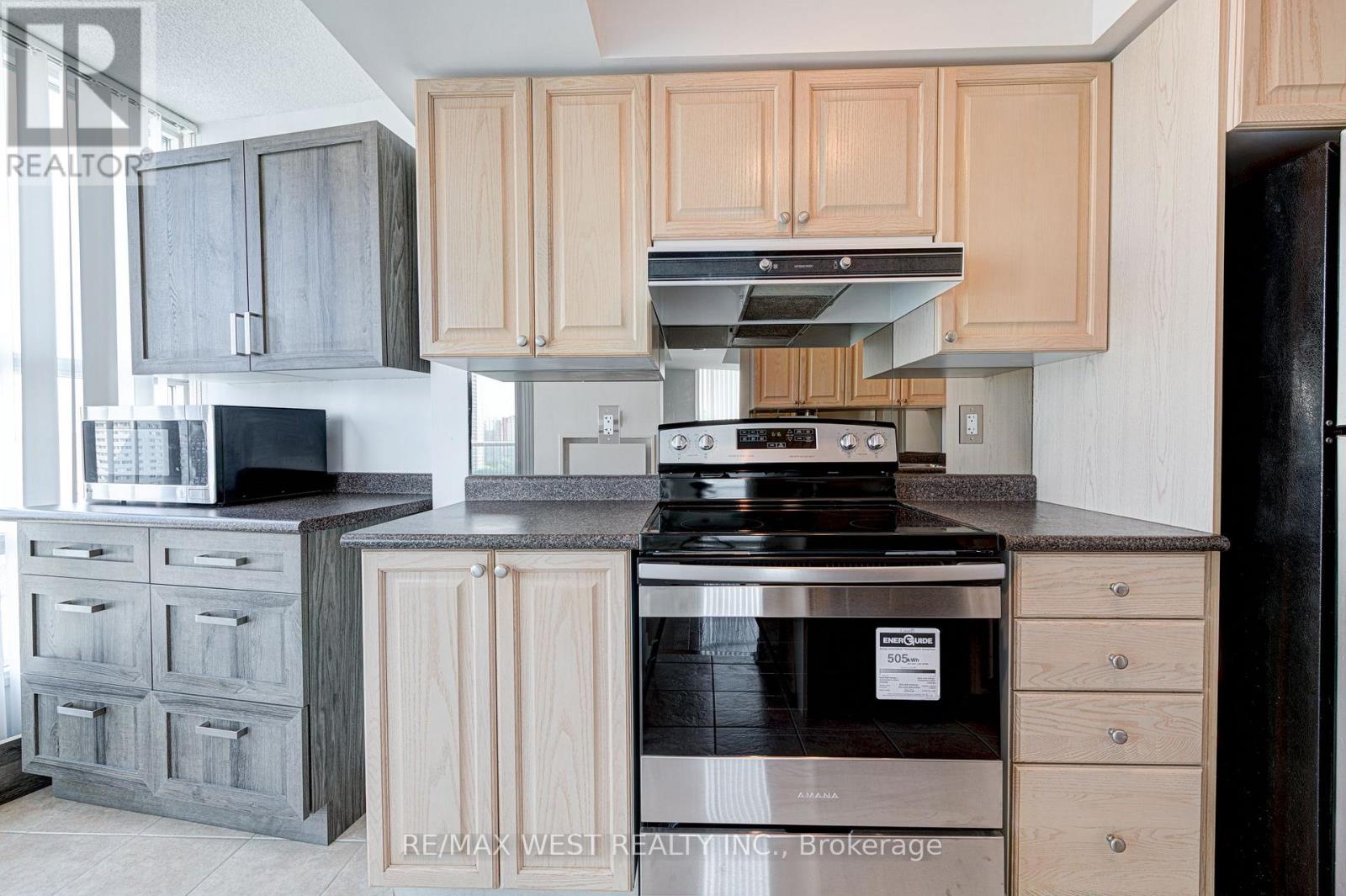 1611 - 1 Elm Drive W, Mississauga, Ontario  L5B 4M1 - Photo 10 - W13414466