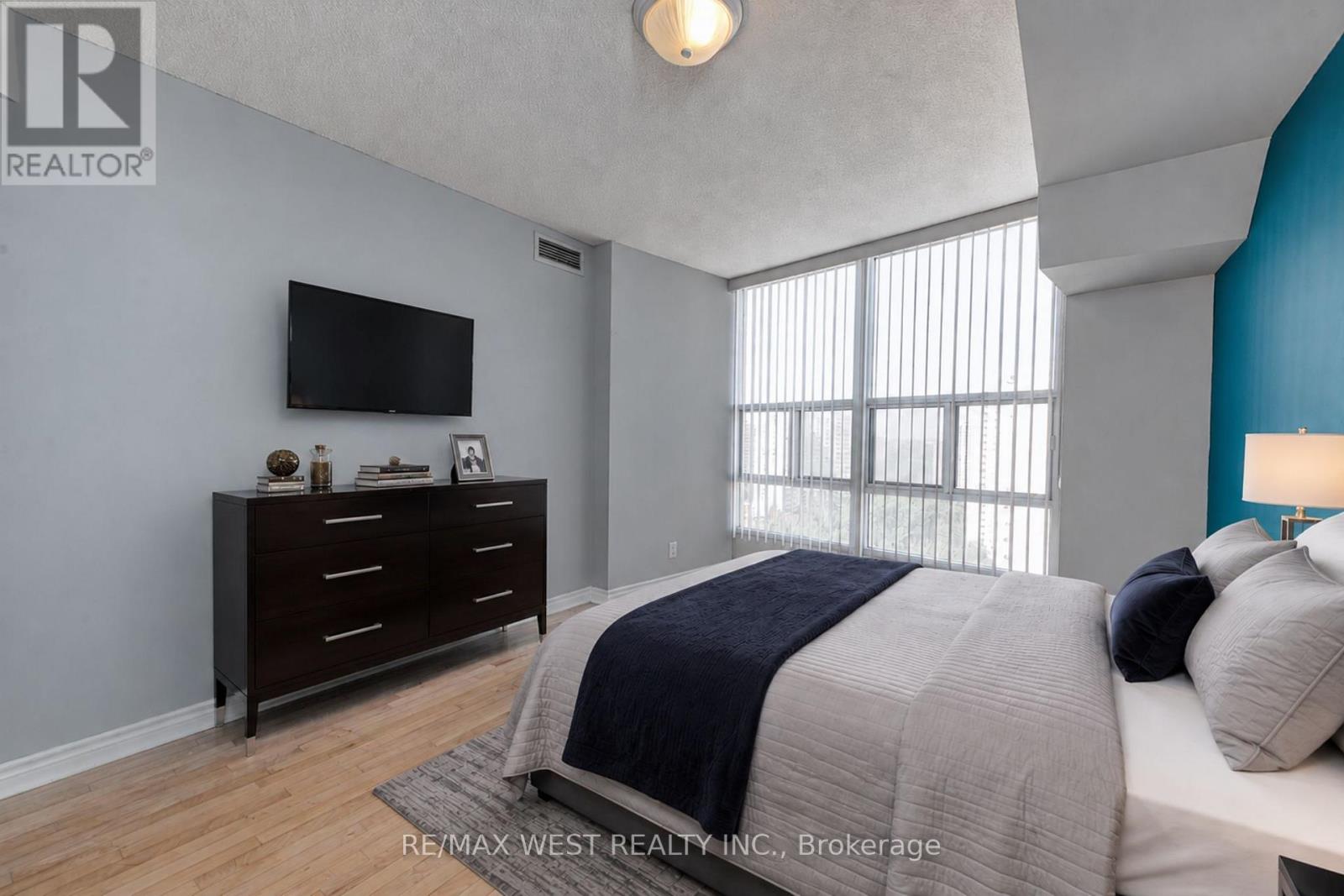 1611 - 1 Elm Drive W, Mississauga, Ontario  L5B 4M1 - Photo 13 - W13414466