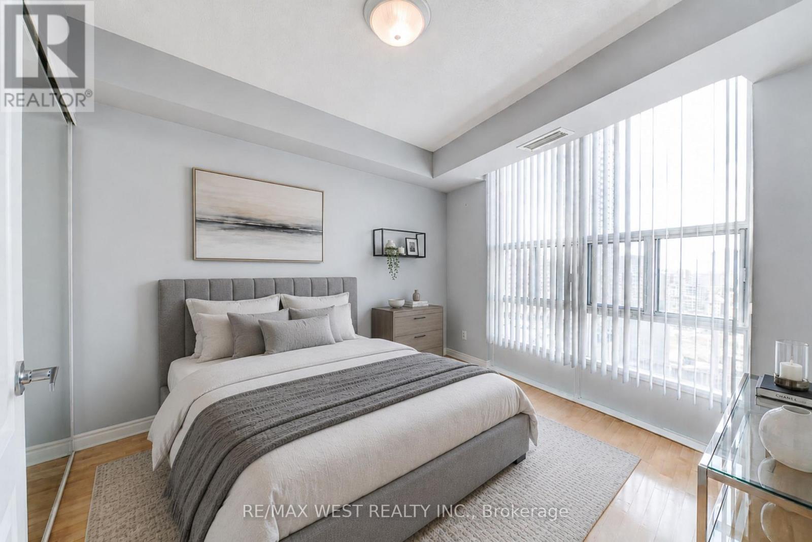 1611 - 1 Elm Drive W, Mississauga, Ontario  L5B 4M1 - Photo 16 - W13414466