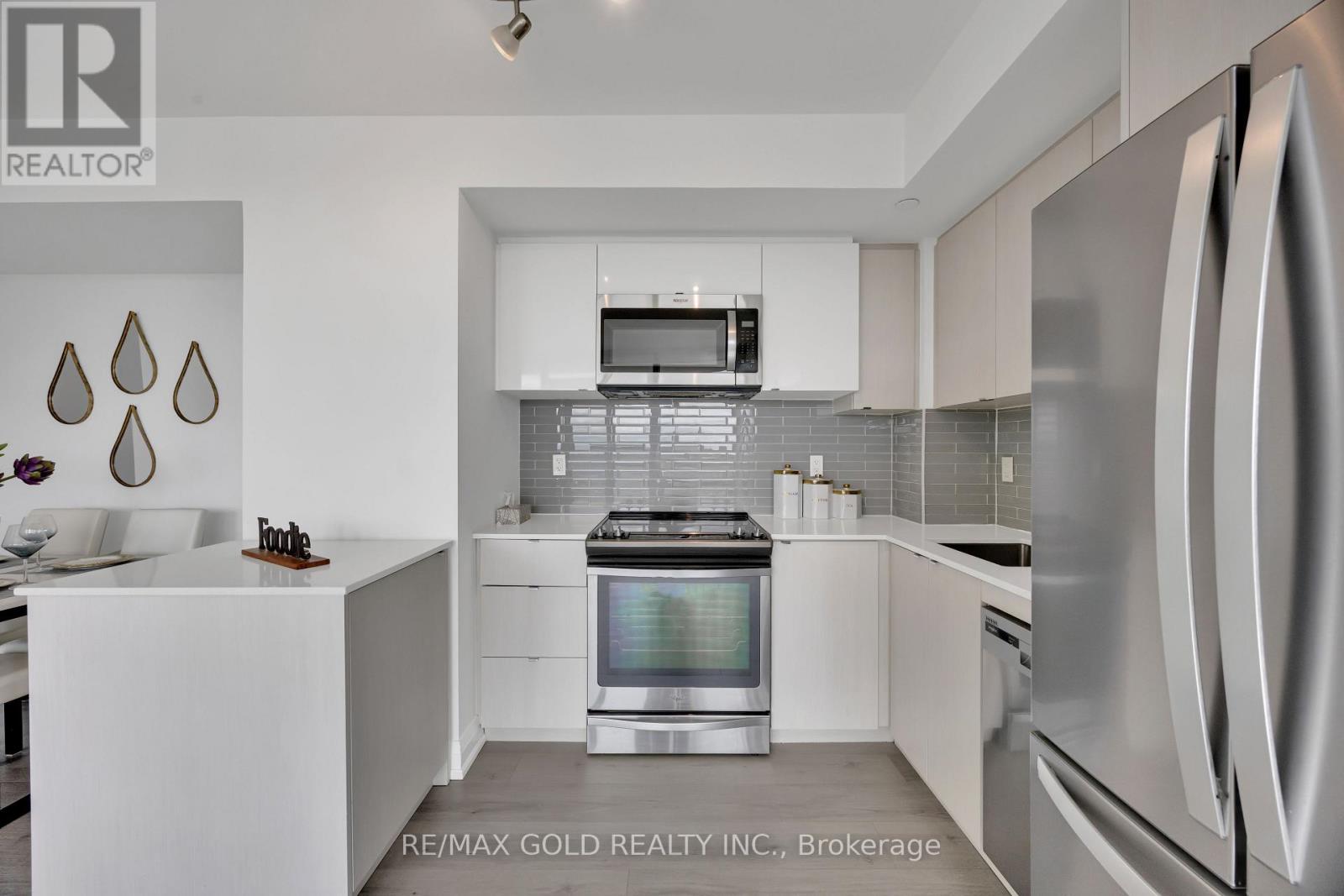 1305 - 1461 Lawrence Avenue W, Toronto, Ontario  M6L 0A6 - Photo 31 - W13414514