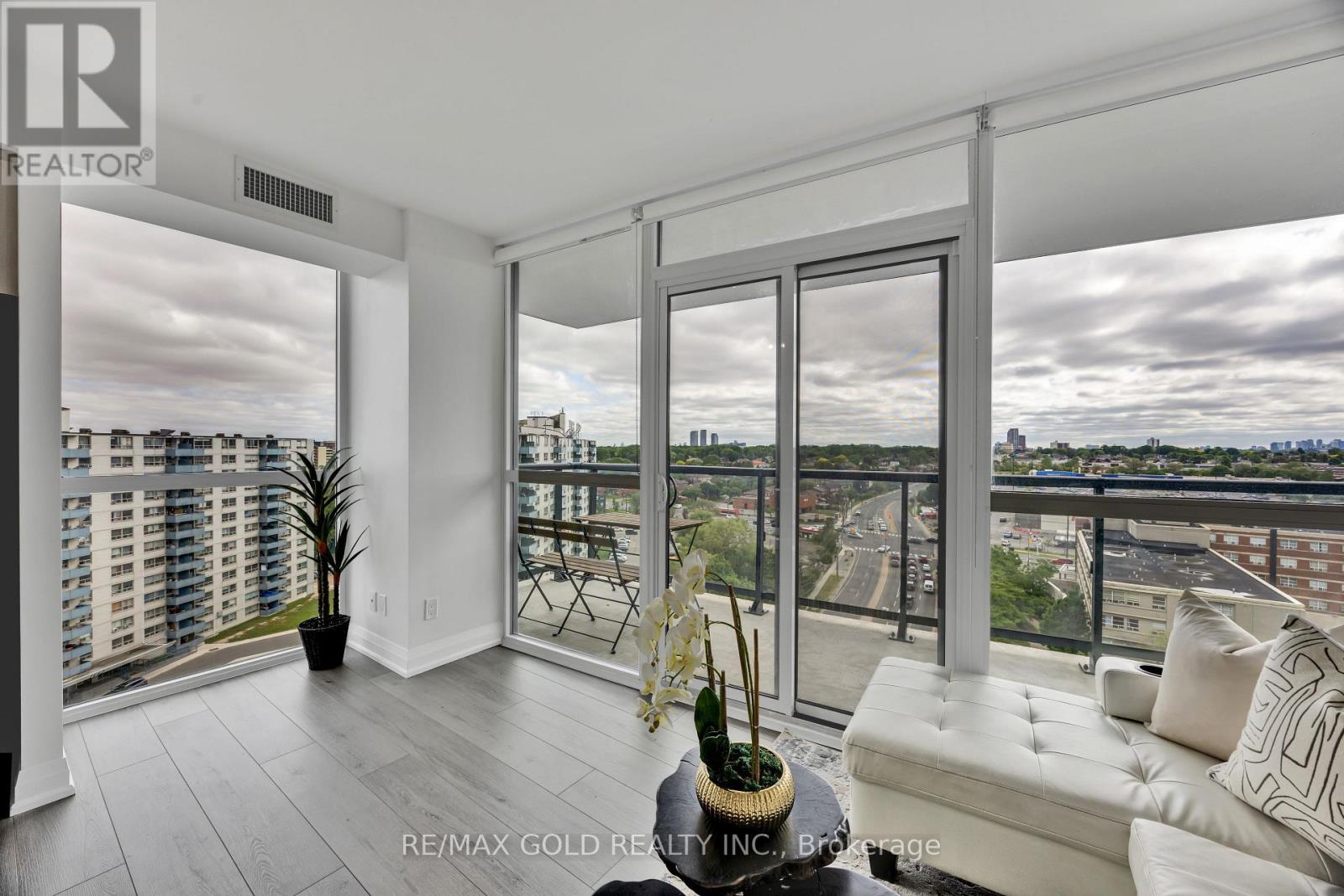 1305 - 1461 Lawrence Avenue W, Toronto, Ontario  M6L 0A6 - Photo 42 - W13414514