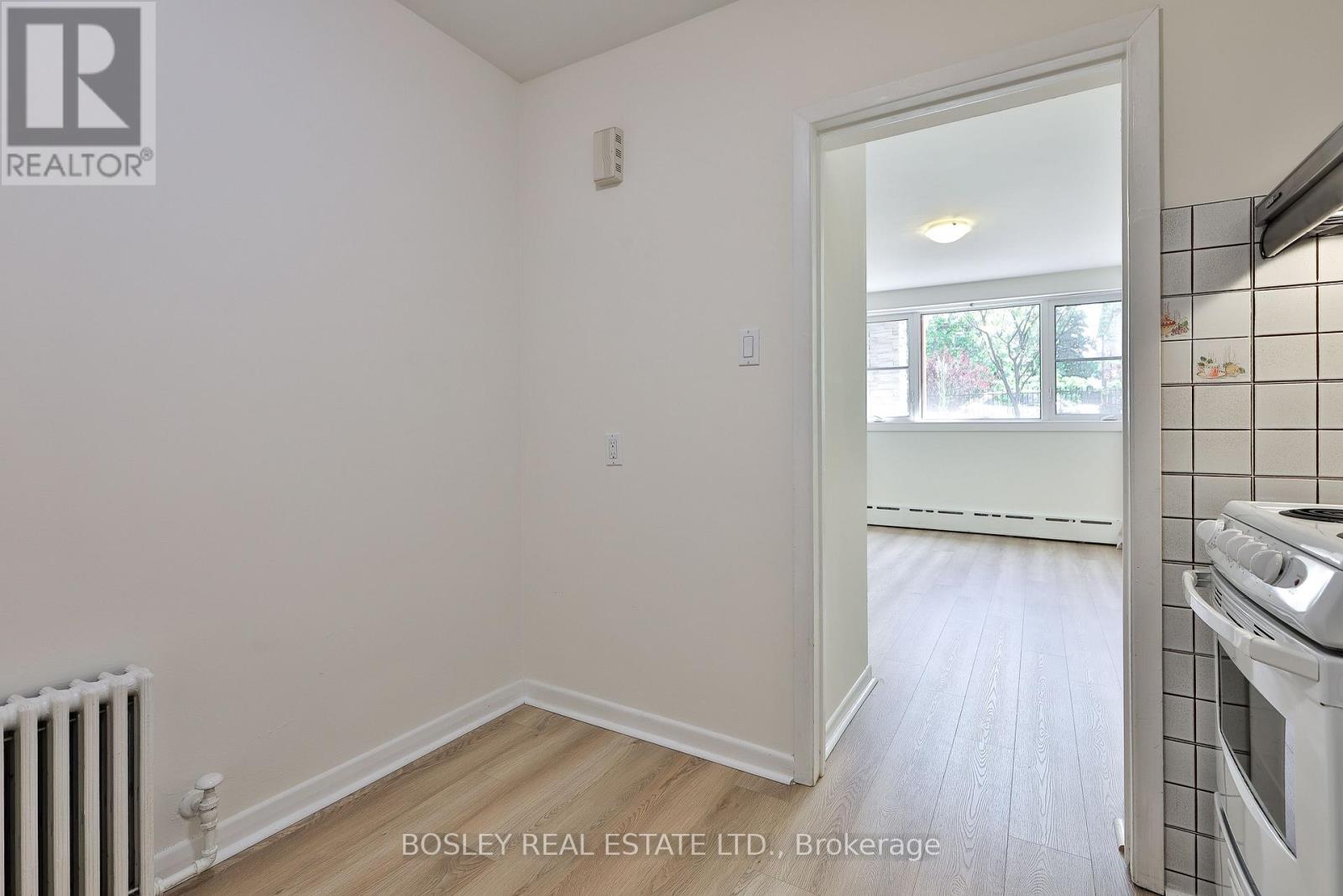 Lower - 144 Evelyn Avenue, Toronto, Ontario  M6P 2Z7 - Photo 13 - W13414518