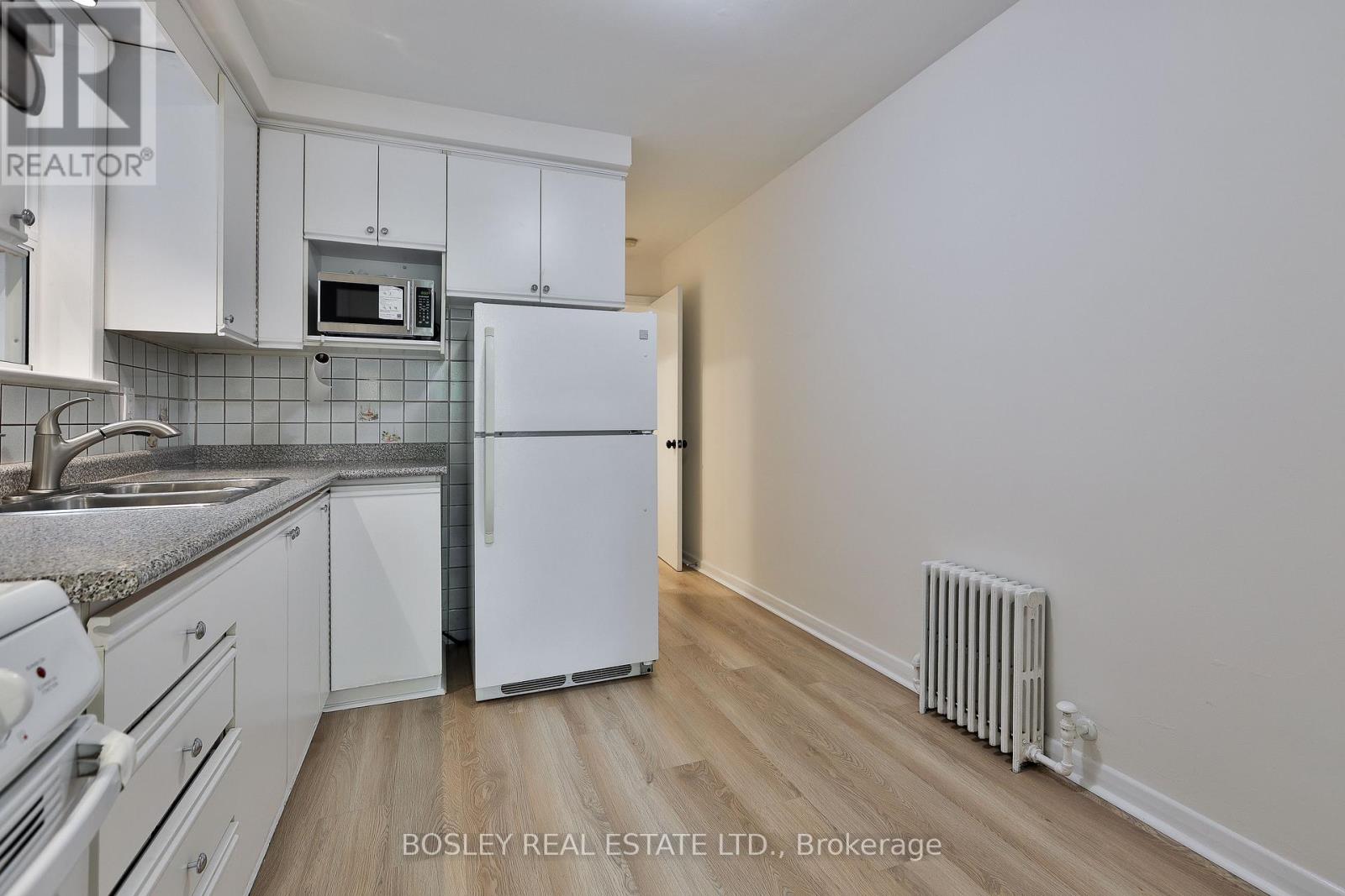 Lower - 144 Evelyn Avenue, Toronto, Ontario  M6P 2Z7 - Photo 14 - W13414518