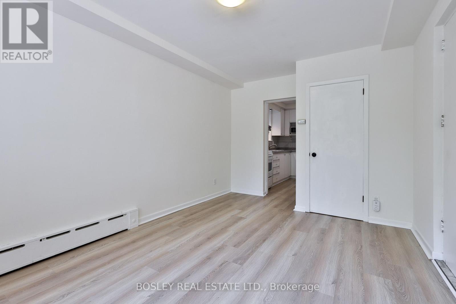 Lower - 144 Evelyn Avenue, Toronto, Ontario  M6P 2Z7 - Photo 17 - W13414518