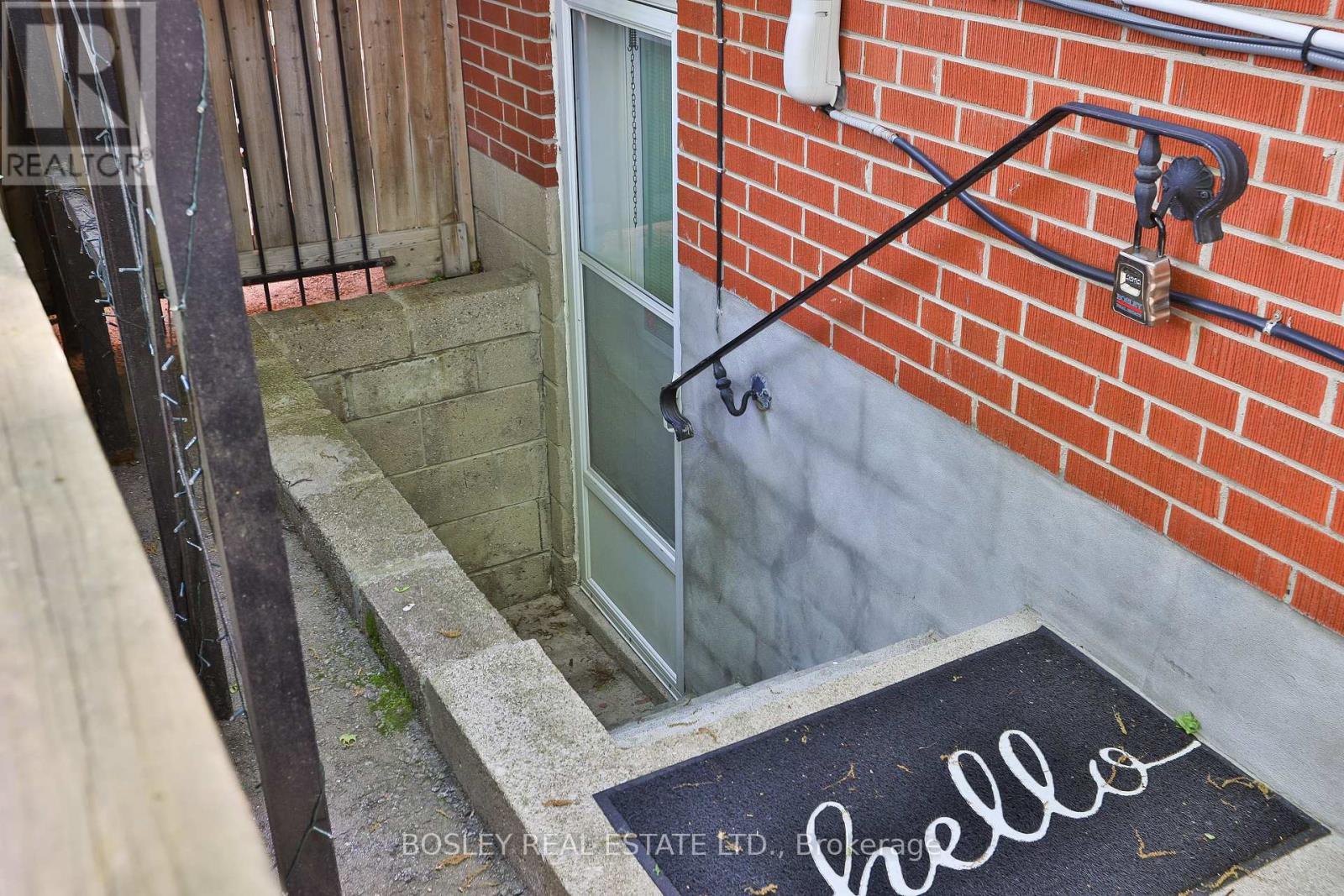 Lower - 144 Evelyn Avenue, Toronto, Ontario  M6P 2Z7 - Photo 2 - W13414518