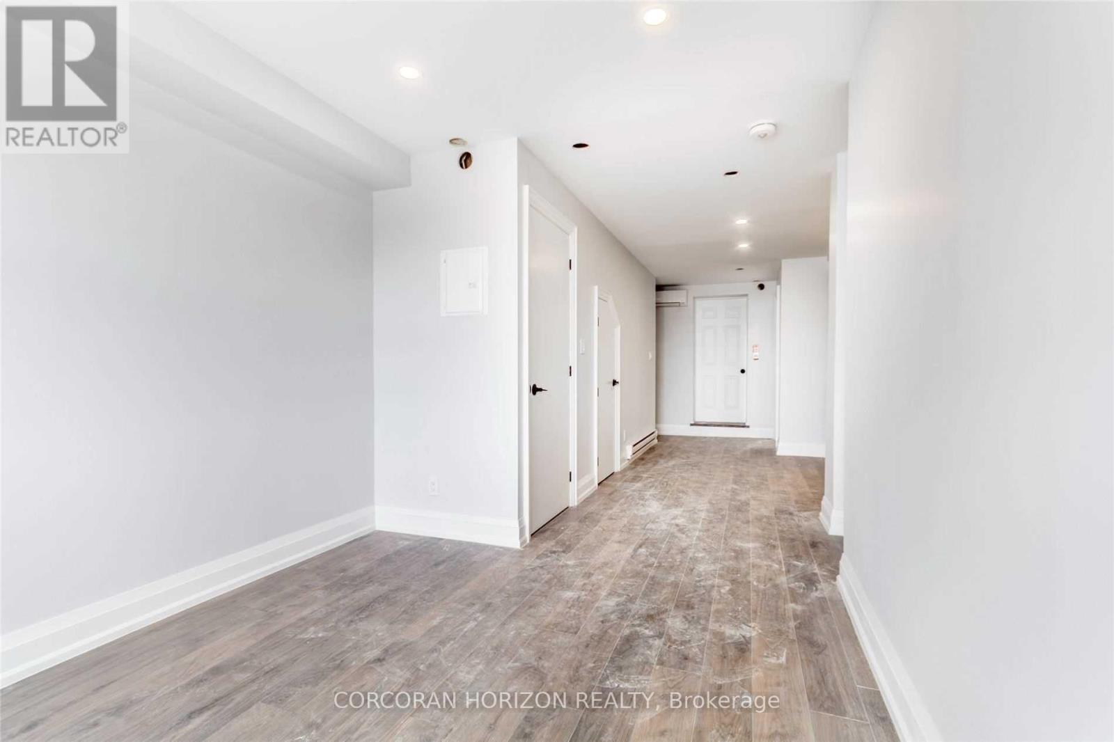 2261 Dundas Street W, Toronto, Ontario  M6R 1X6 - Photo 21 - W13414556