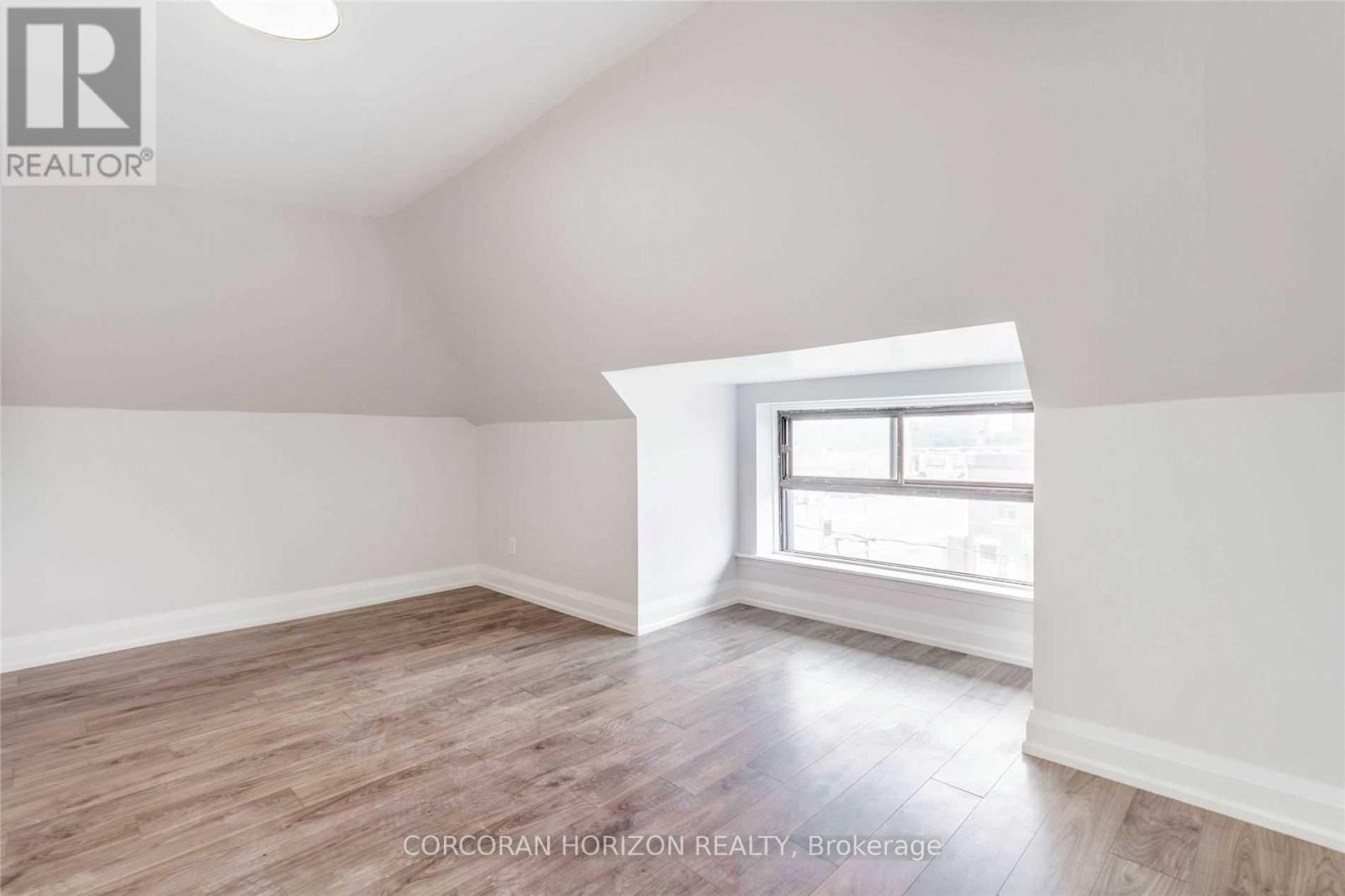 2261 Dundas Street W, Toronto, Ontario  M6R 1X6 - Photo 24 - W13414556