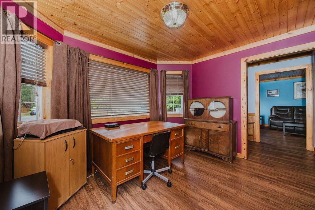 279 Lark Road, Gibsons, British Columbia  V0N 1V4 - Photo 12 - R3132974